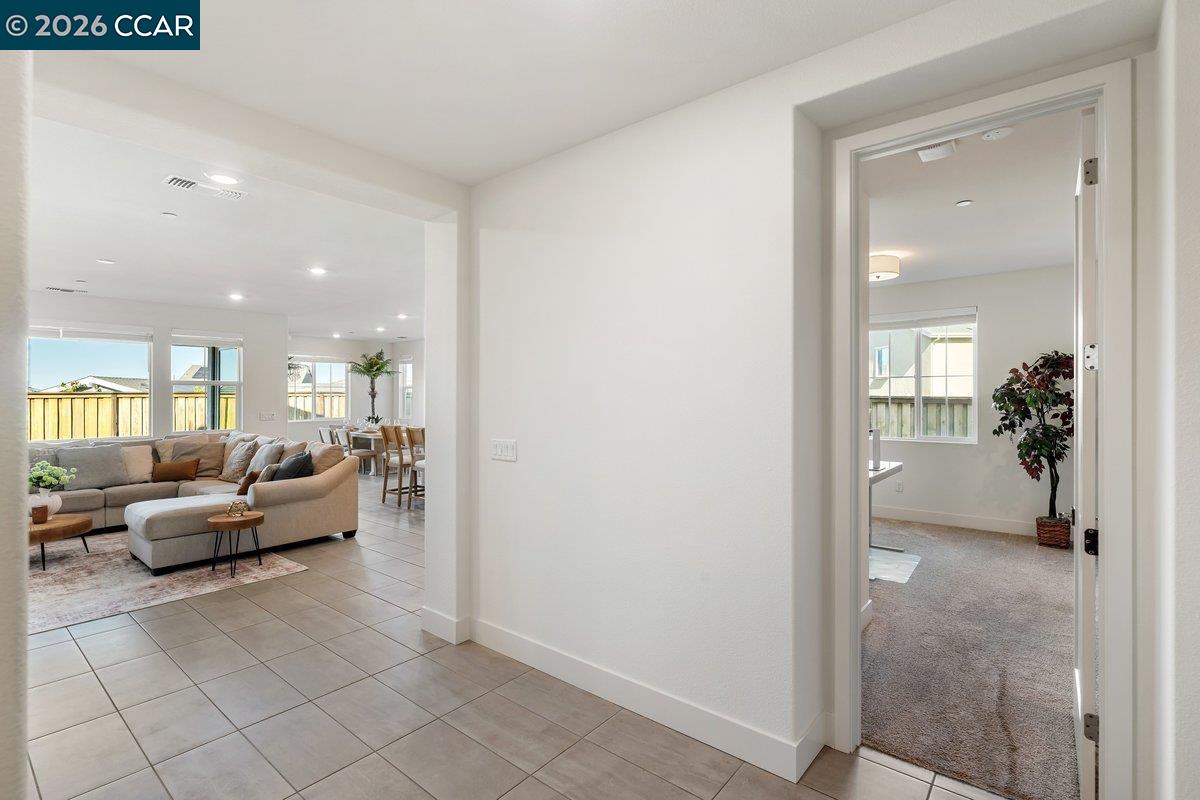 6808 Verbena St, Tracy CA 95377 — photo 25