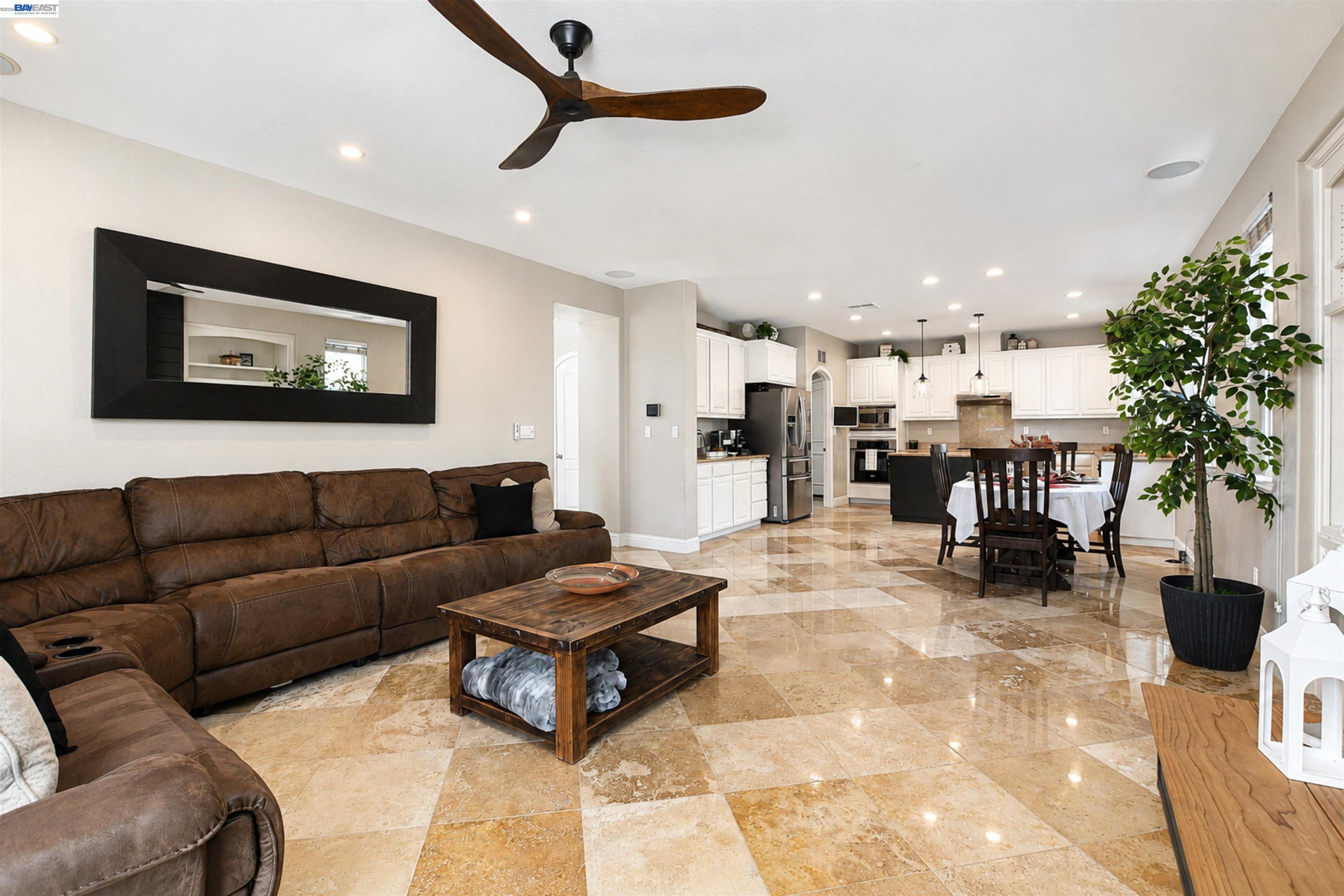 124 Tennyson Ct, Discovery Bay CA 94505 — photo 13