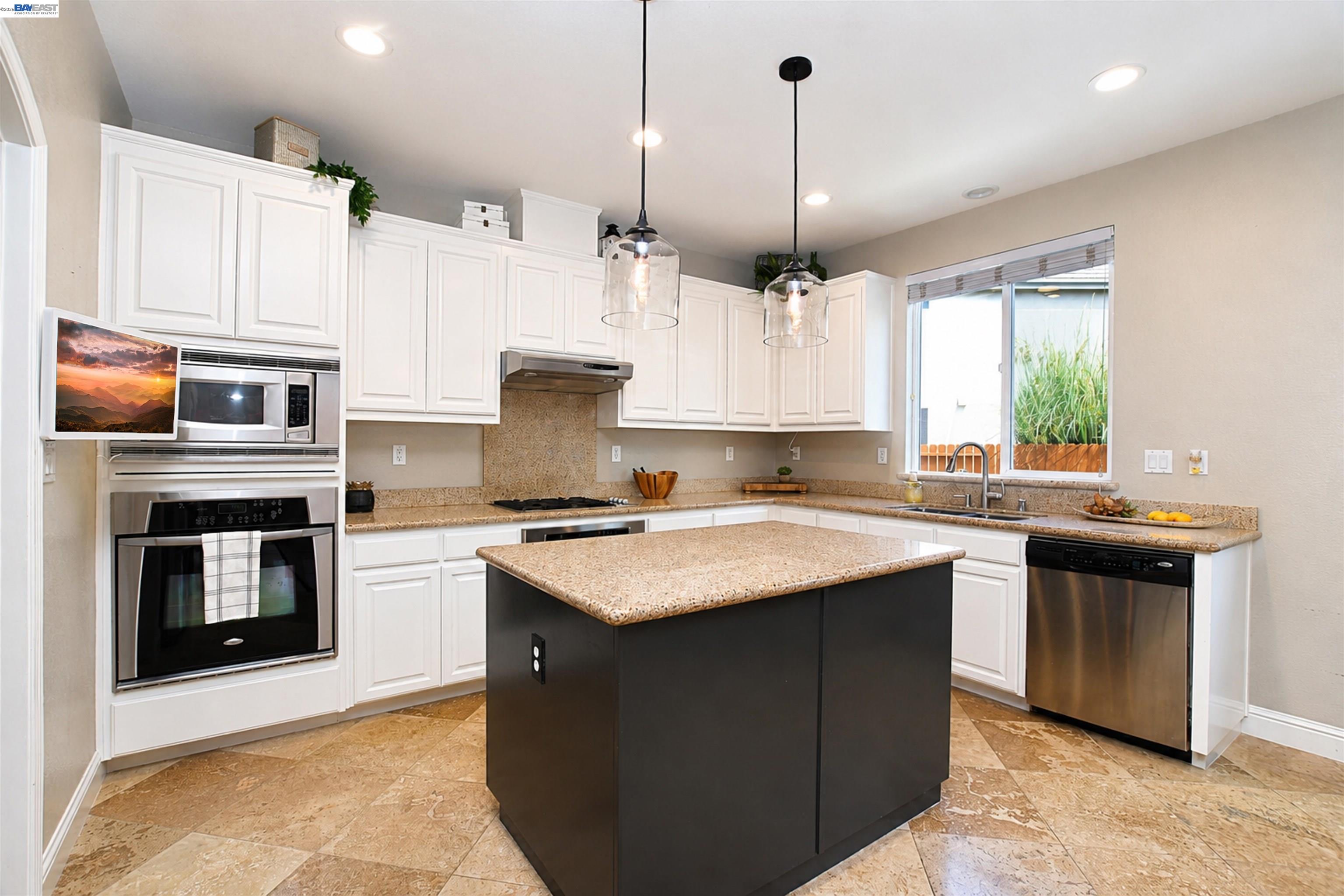 124 Tennyson Ct, Discovery Bay CA 94505 — photo 17
