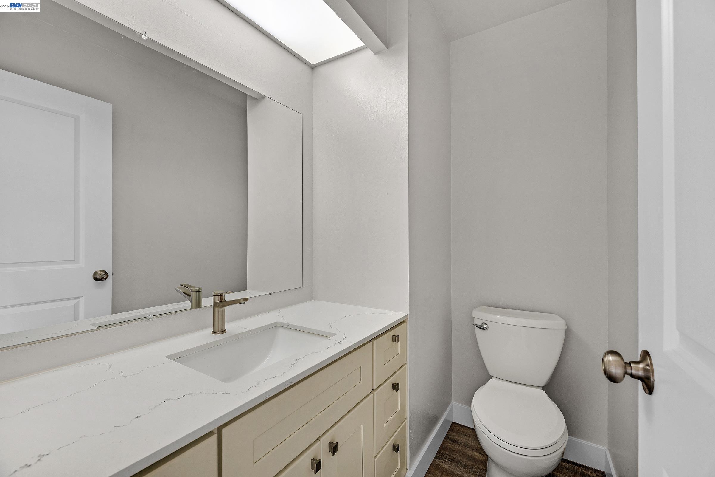 3122 La Cresta, Alameda CA 94502 — photo 11