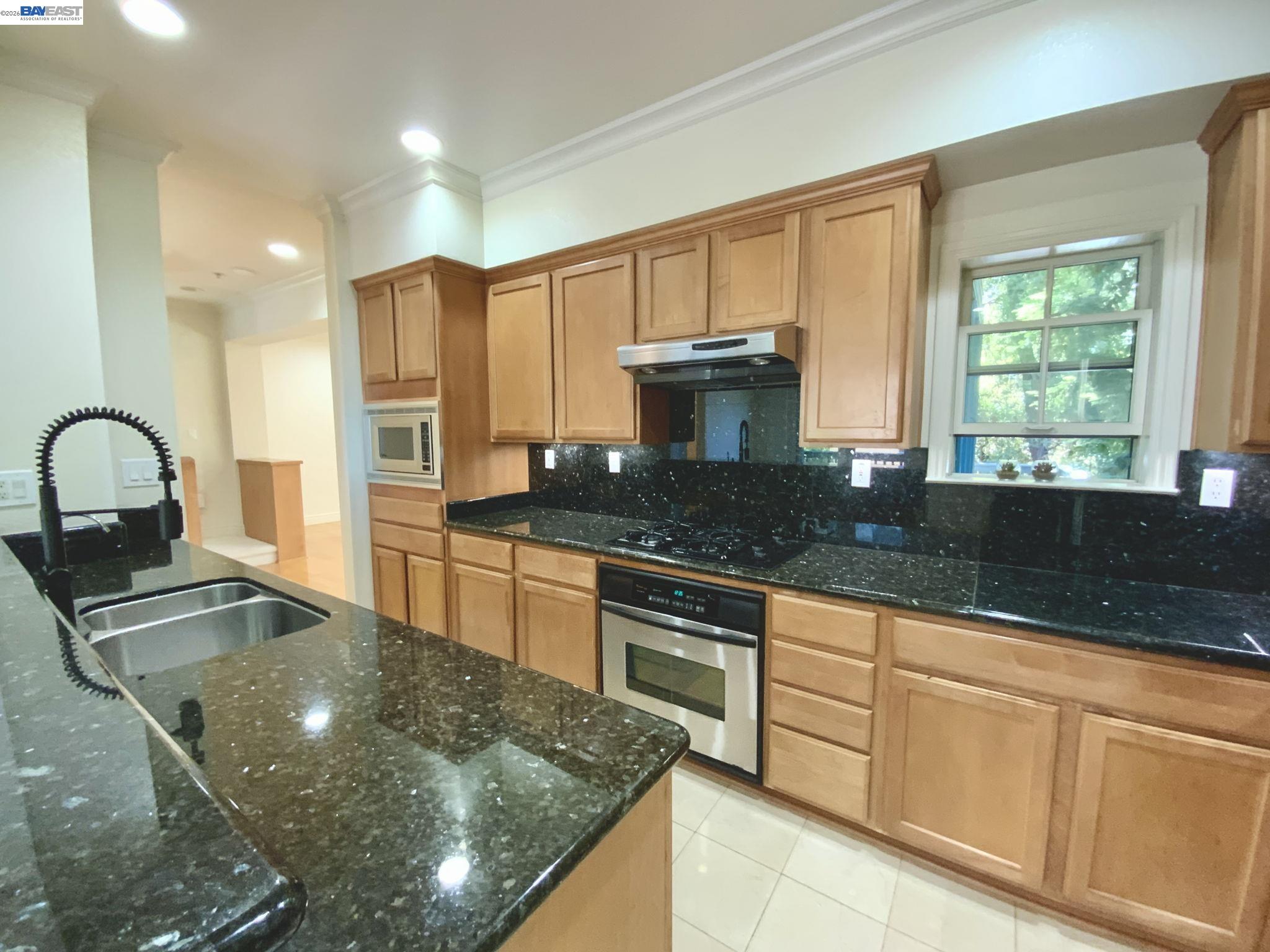 19 Edgewood Pl, Belmont CA 94002 — photo 7