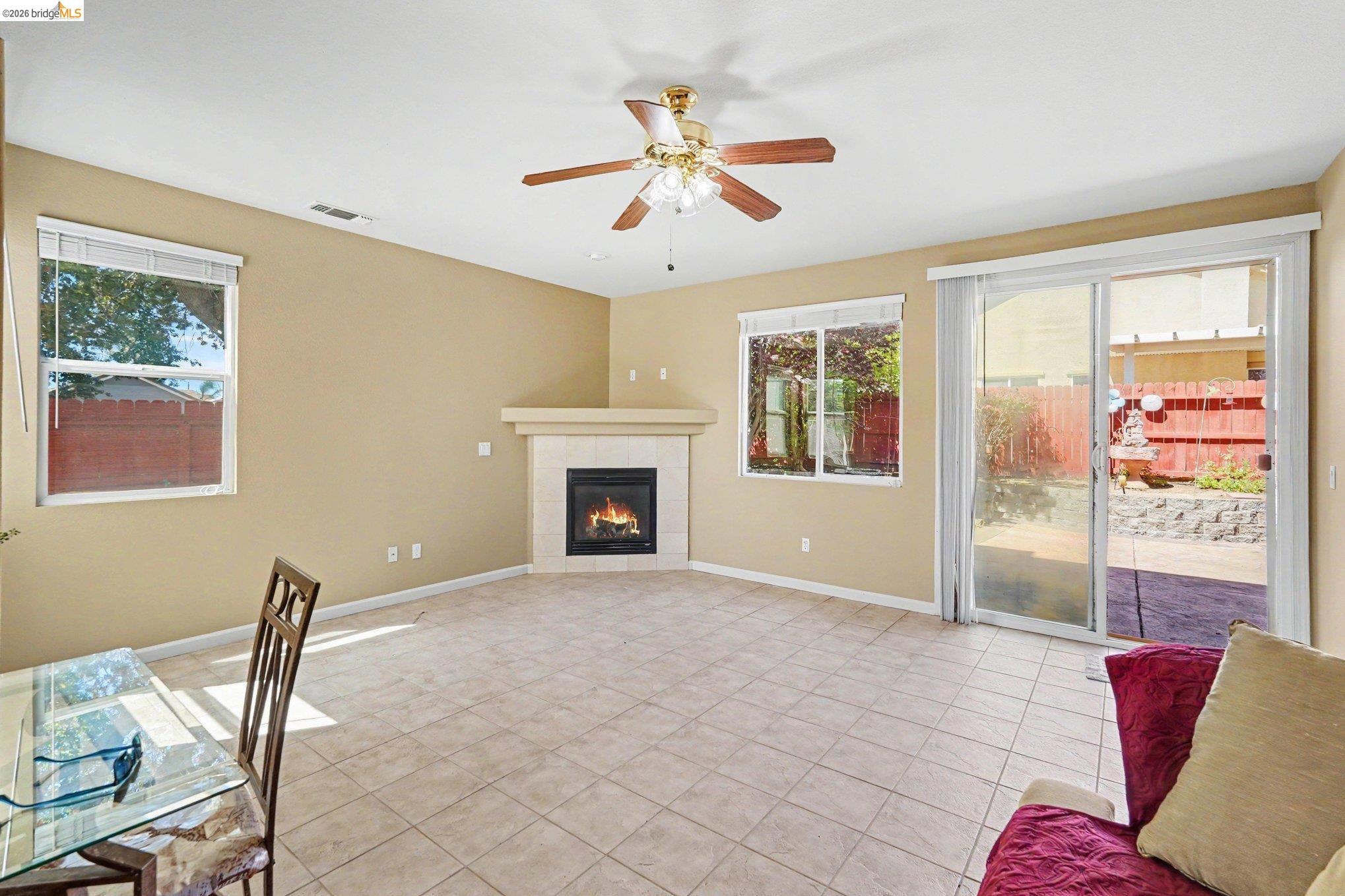 1696 McGuire Cir, Suisun City CA 94585 — photo 12