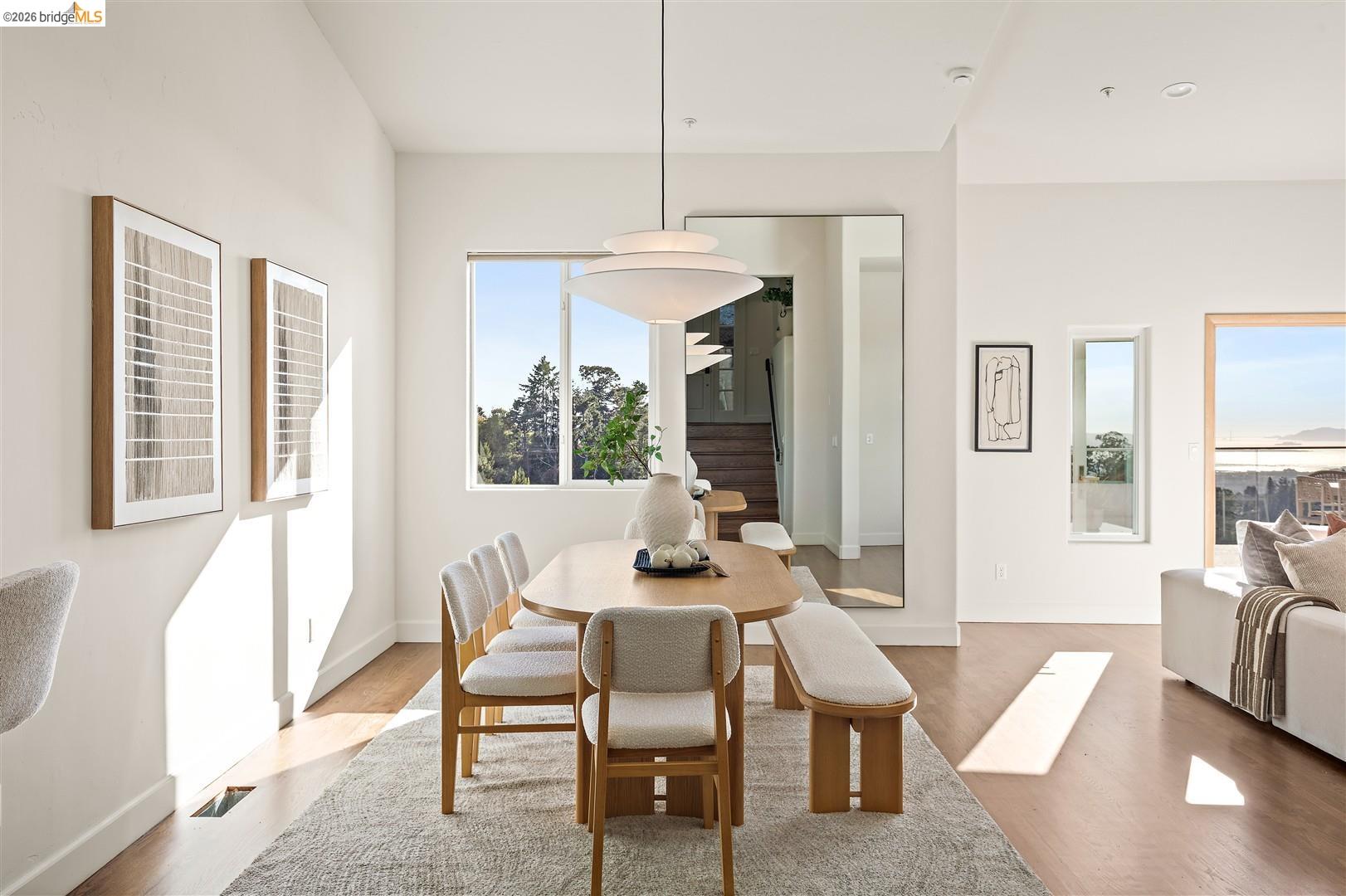 6577 Glen Oaks Way, Oakland CA 94611 — photo 15