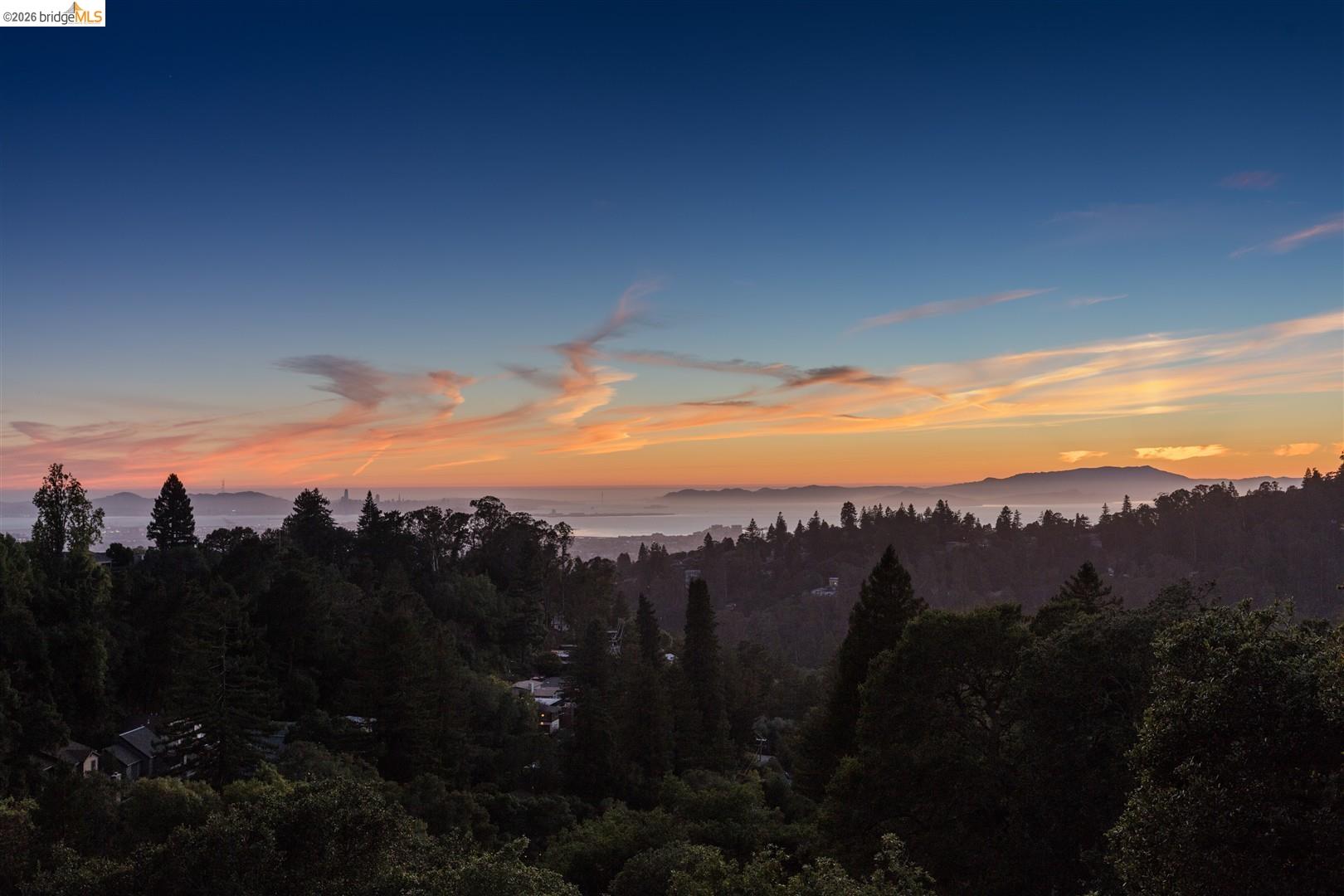 6577 Glen Oaks Way, Oakland CA 94611 — photo 53
