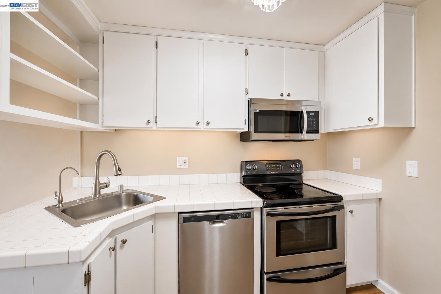 121 Buckingham Dr Unit 25, Santa Clara, CA 95051 photo 8