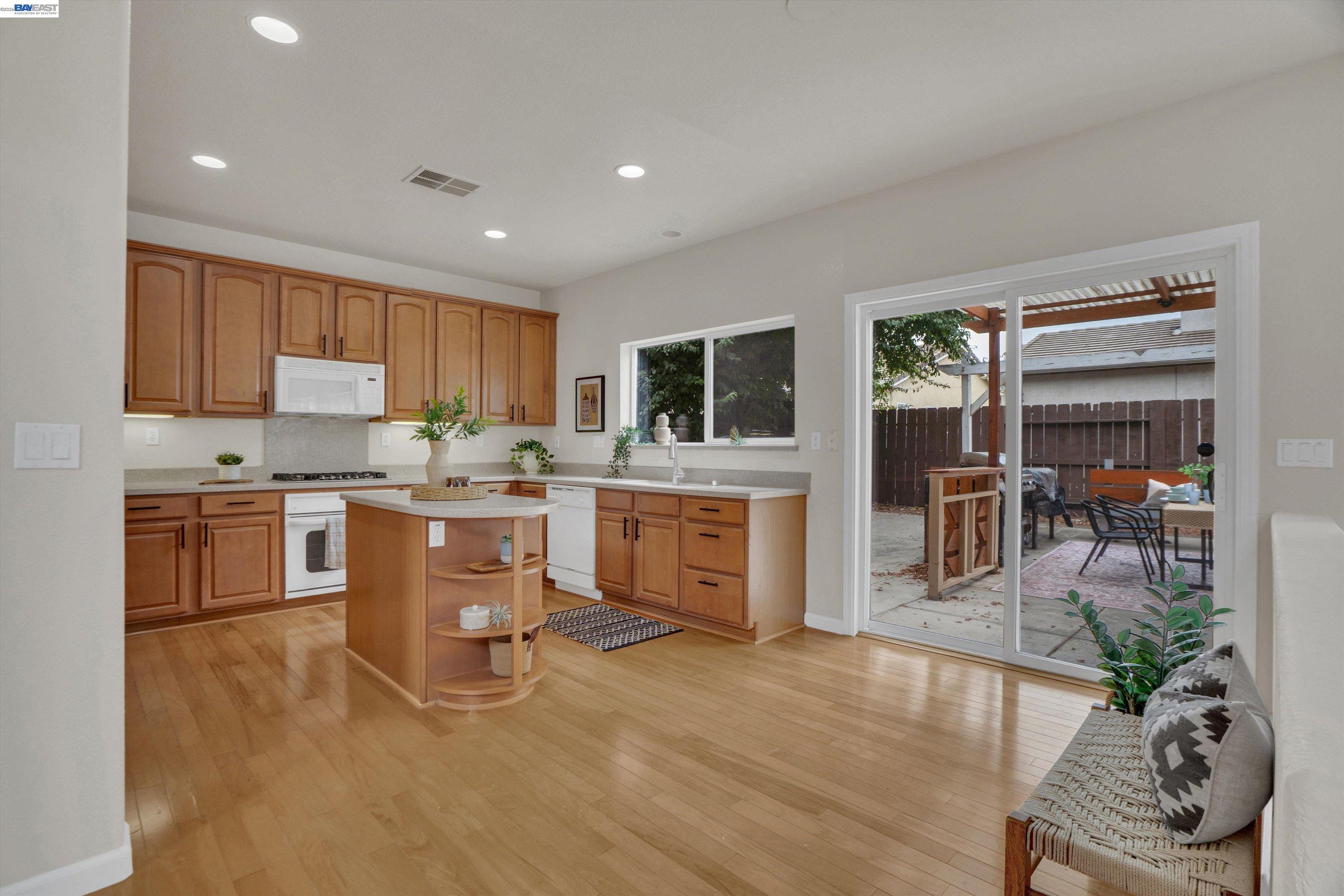 13253 Emerald Bay Ct, Lathrop CA 95330 — photo 11