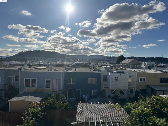 1423 Quesada Ave, San Francisco