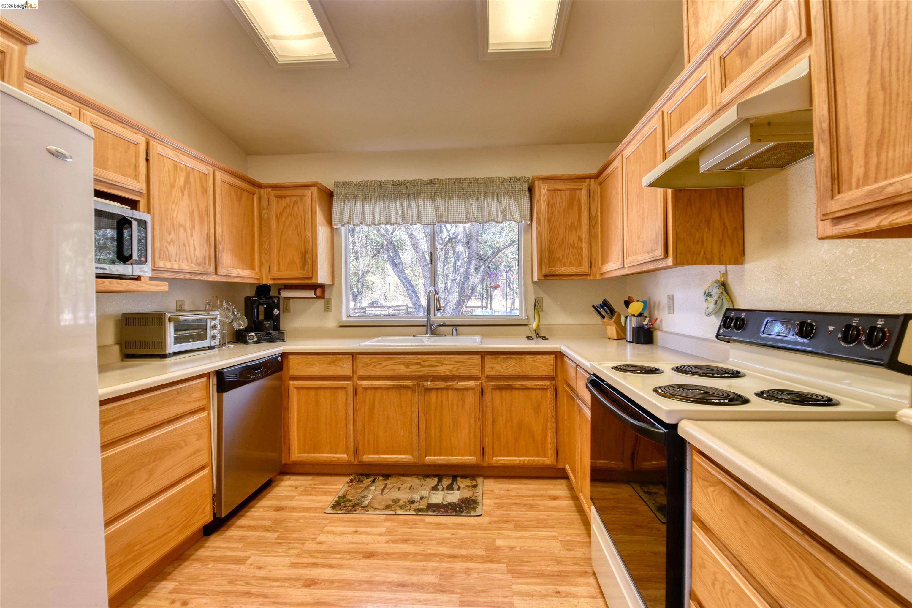 12888 Green Valley Cr, Groveland CA 95321 — photo 13