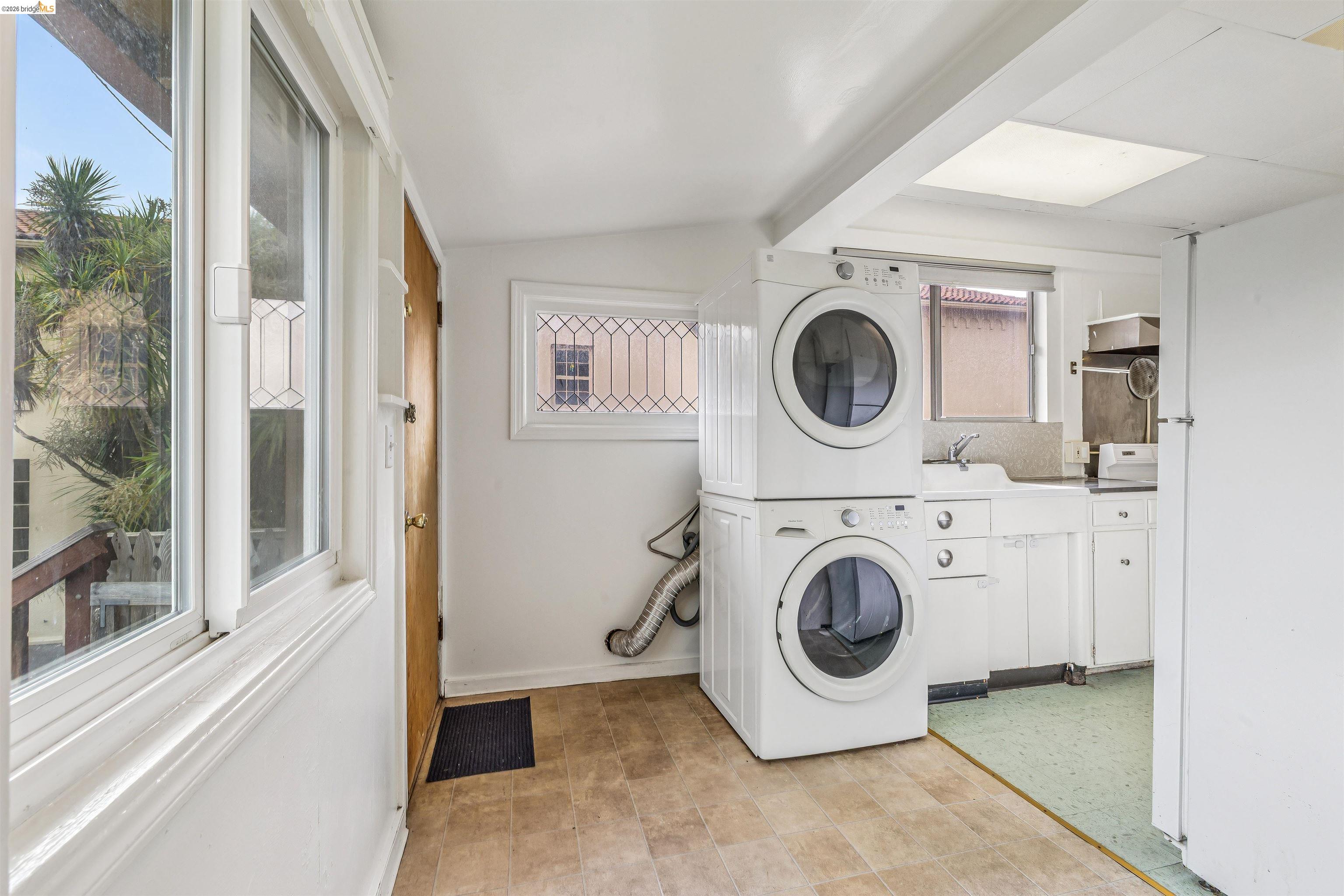6502 Dana Street, Oakland CA 94609 — photo 20