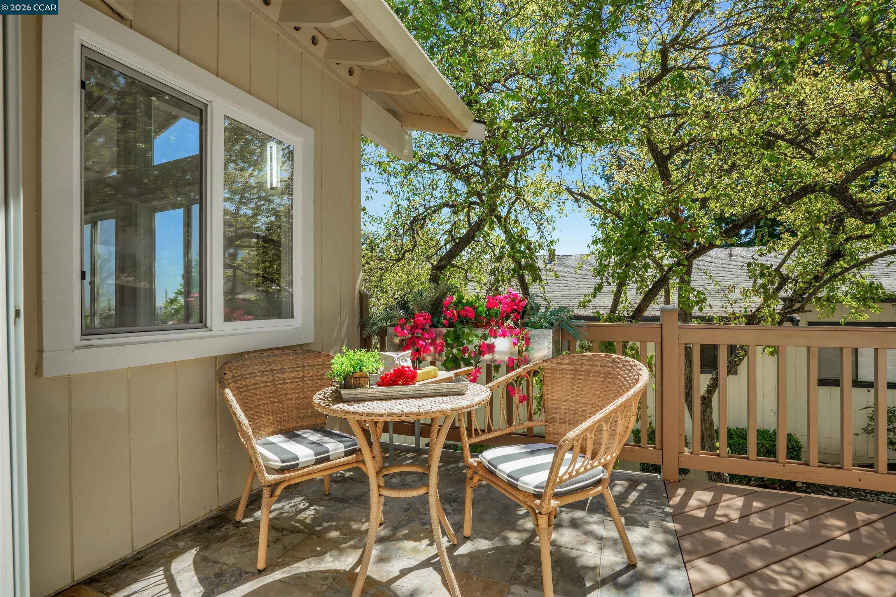 2271 Yale St, Martinez CA 94553 — photo 17