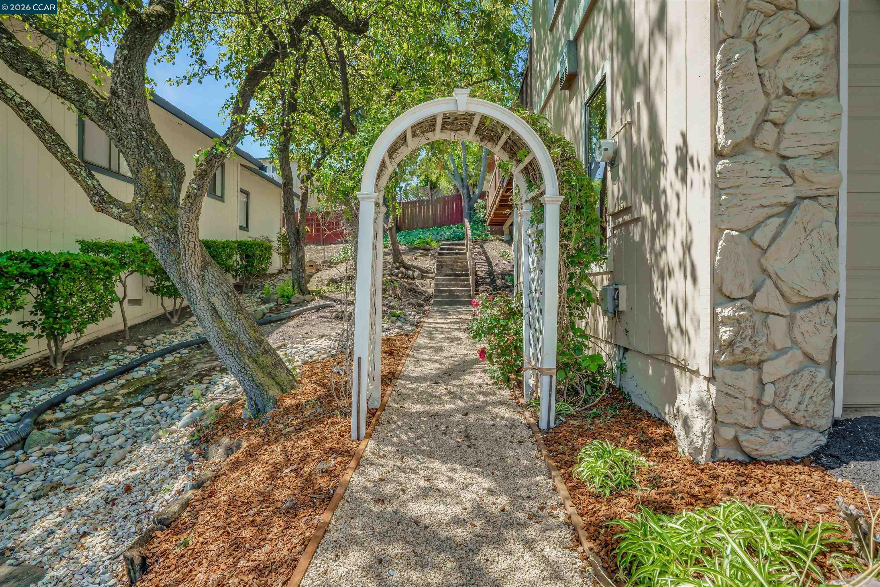 2271 Yale St, Martinez CA 94553 — photo 22