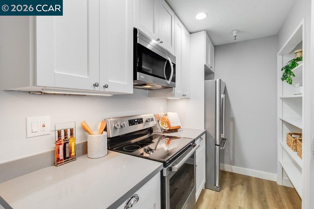 3173 Wayside Plaza # 301, Walnut Creek CA 94597 — photo 16