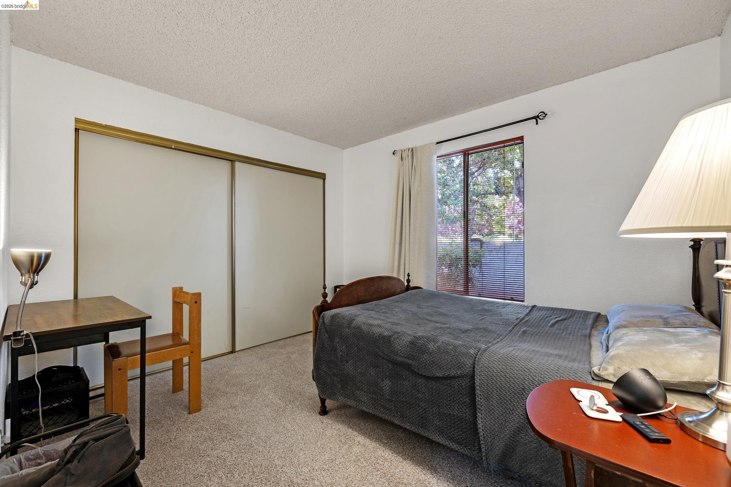 2567 El Portal Dr A