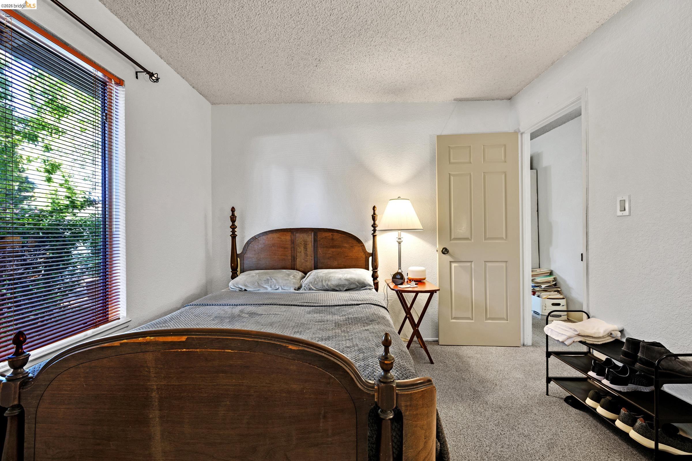 2567 El Portal Dr A