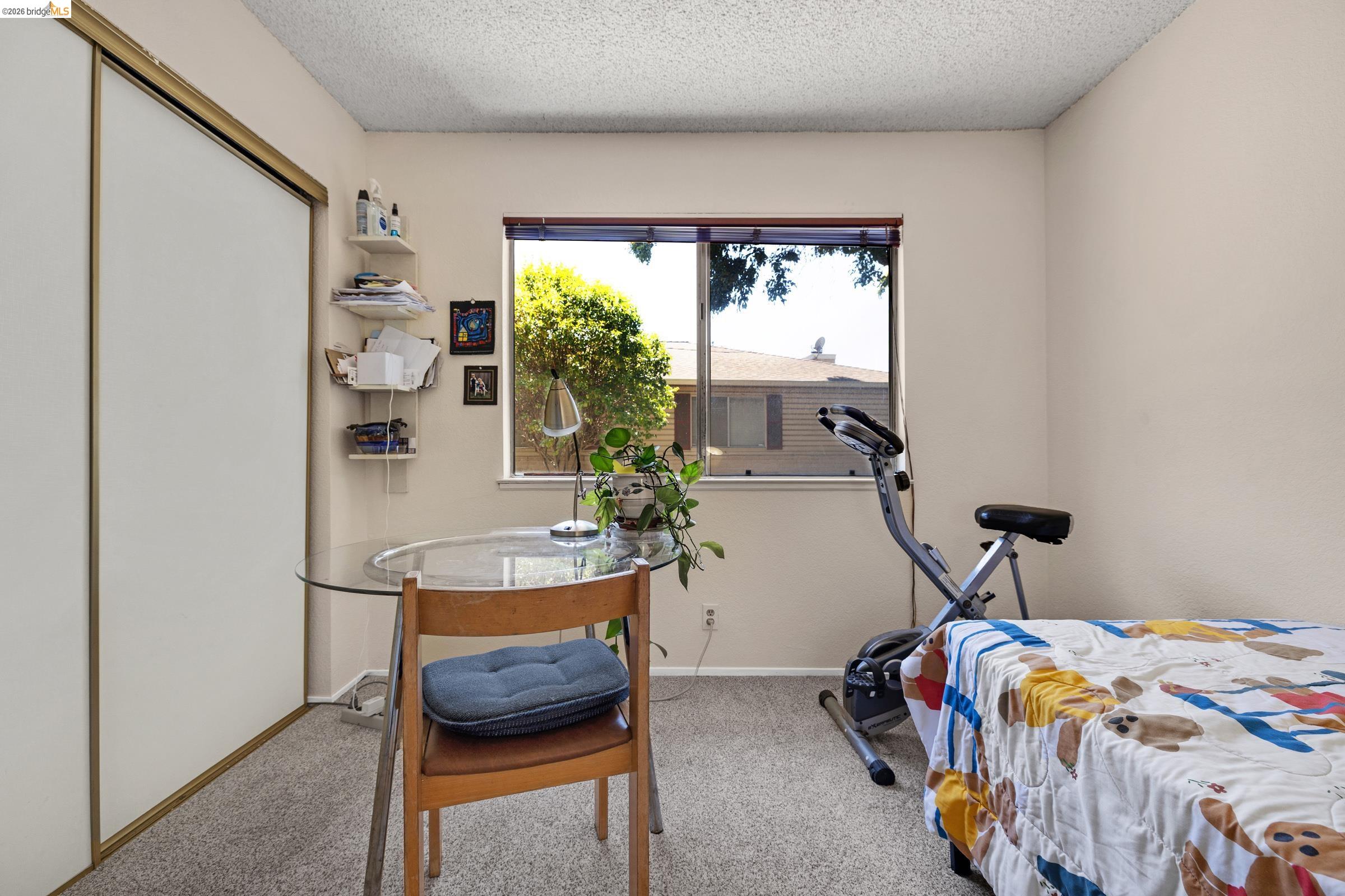 2567 El Portal Dr A