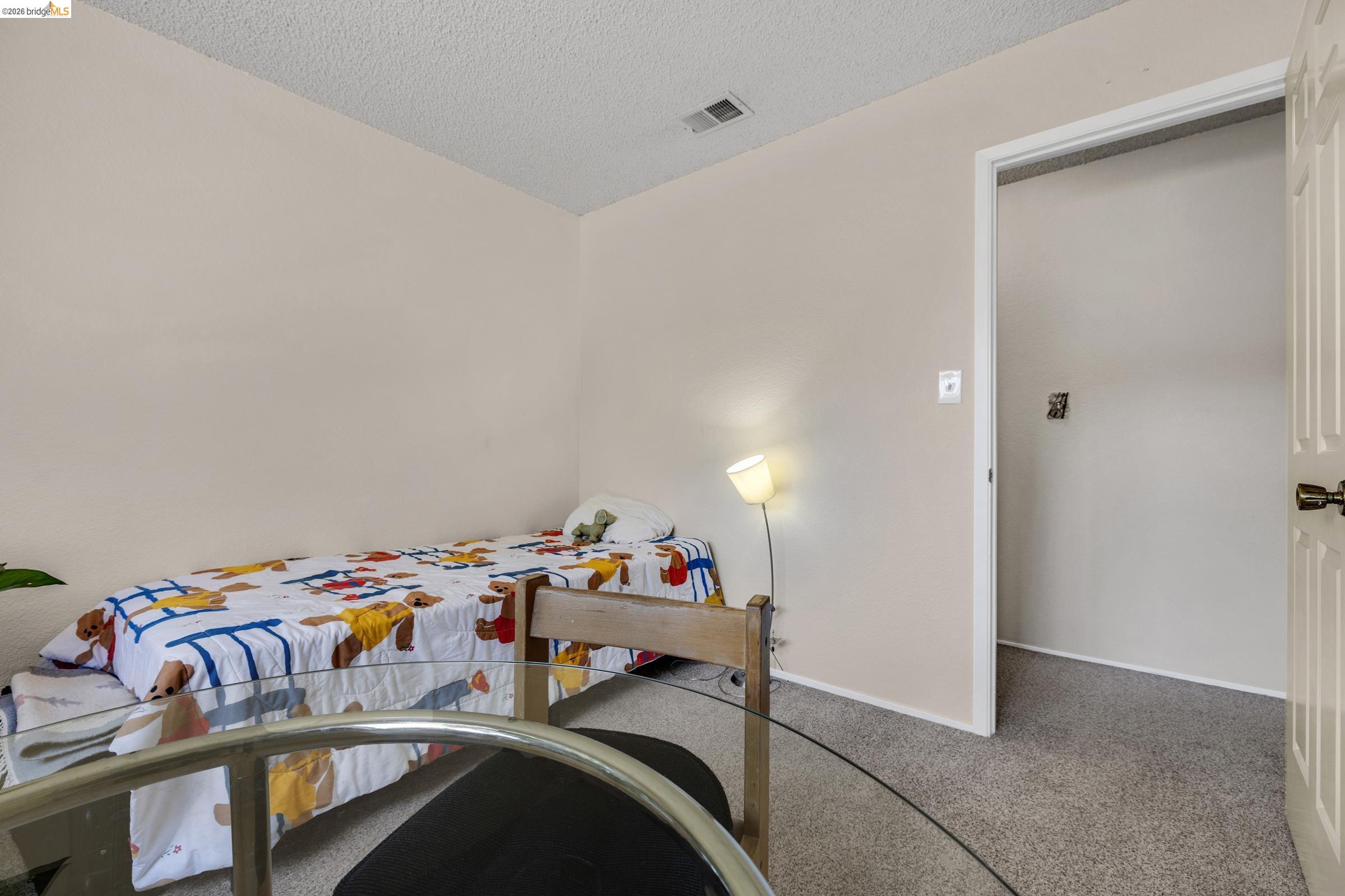 2567 El Portal Dr A