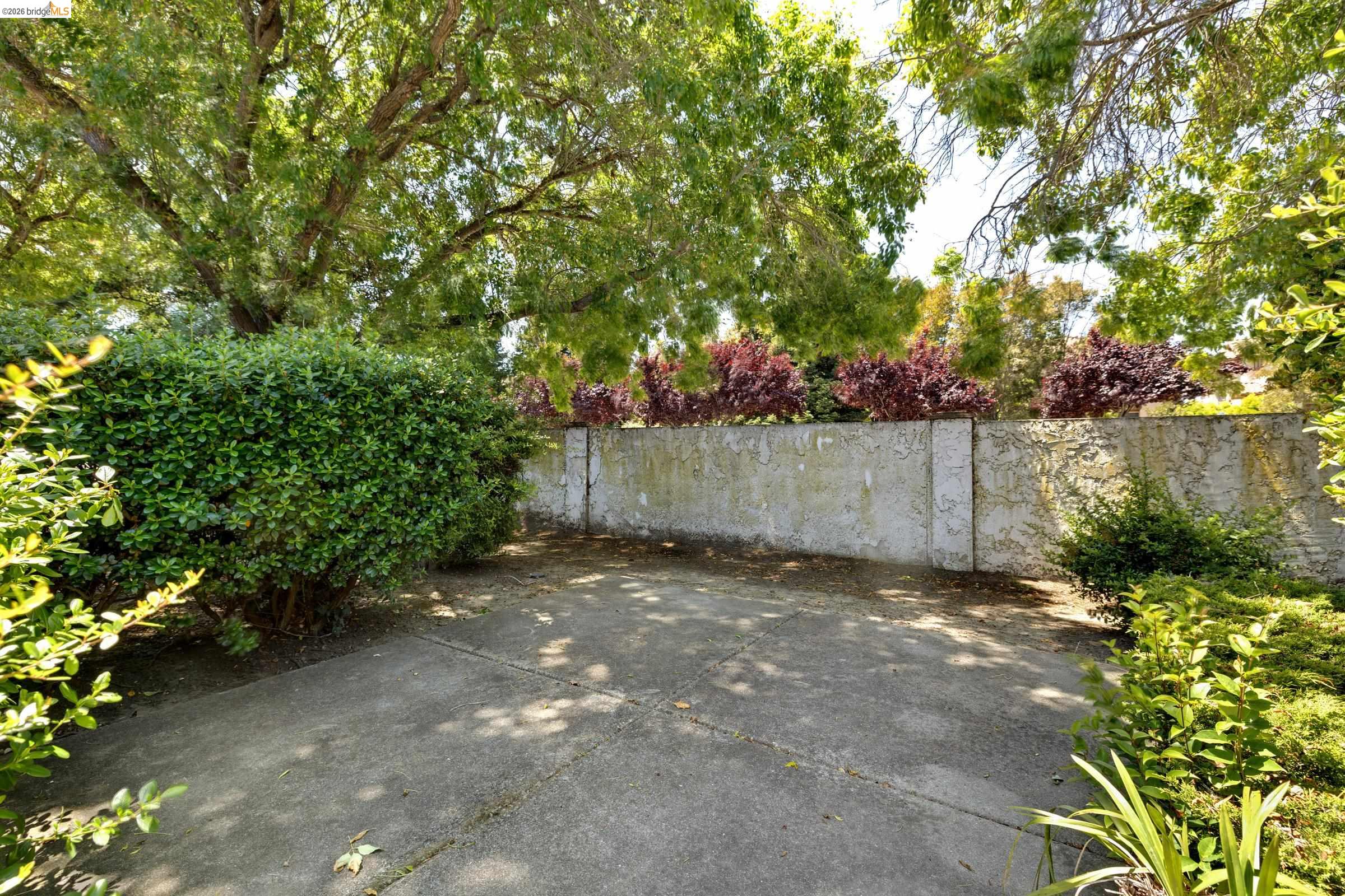2567 El Portal Dr A