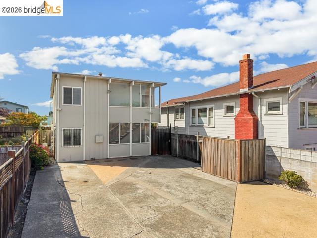 1226 Haskell St, Berkeley CA 94702 — photo 7