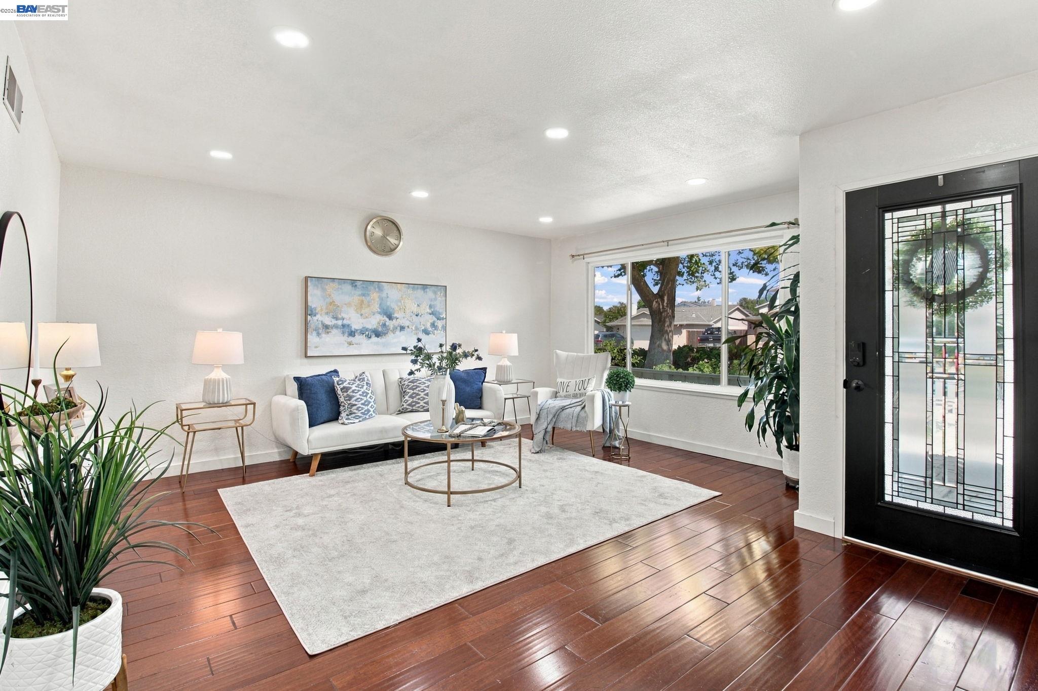 851 Geraldine St, Livermore CA 94550 — photo 2