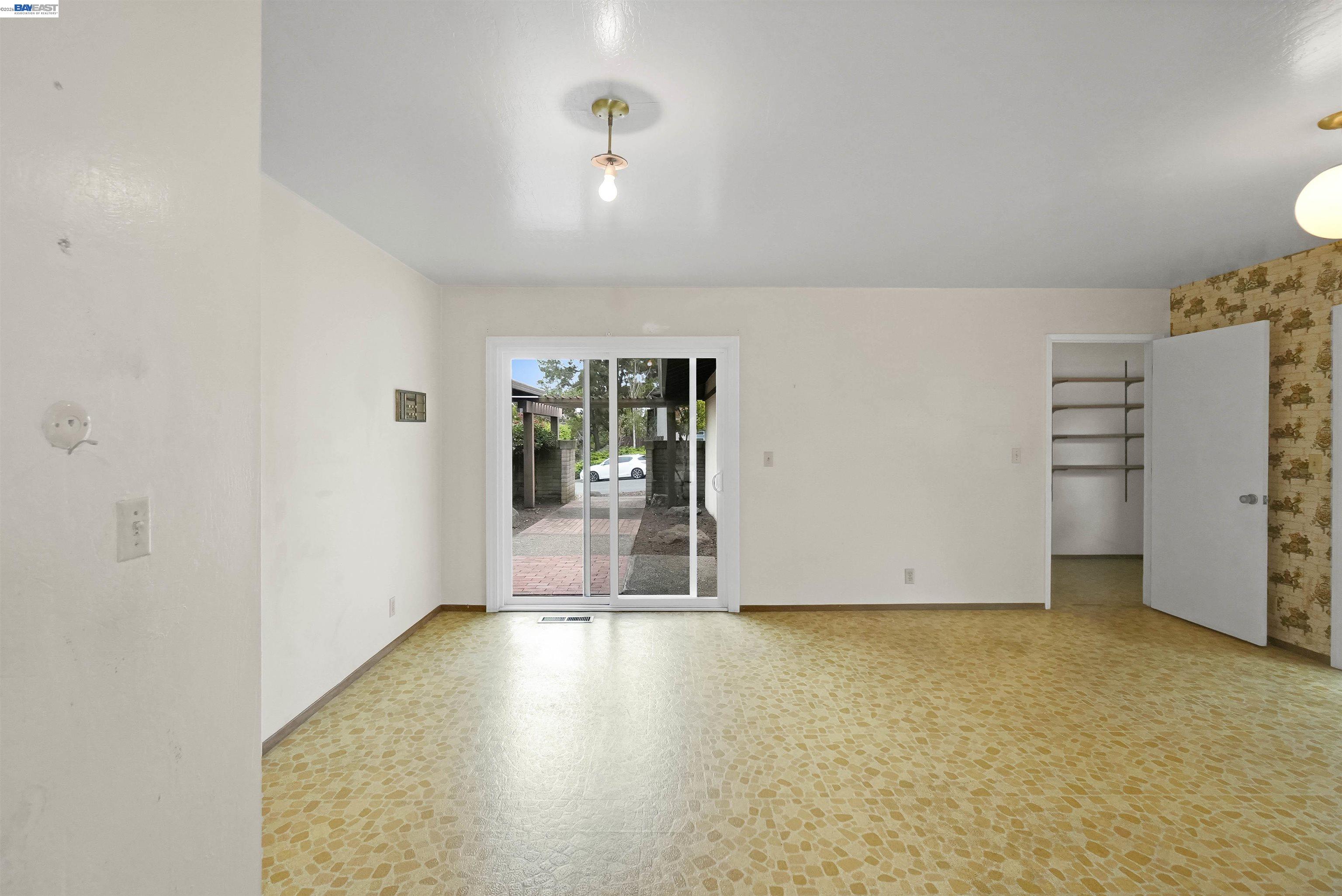 27929 Edgecliff Way, Hayward CA 94542 — photo 15