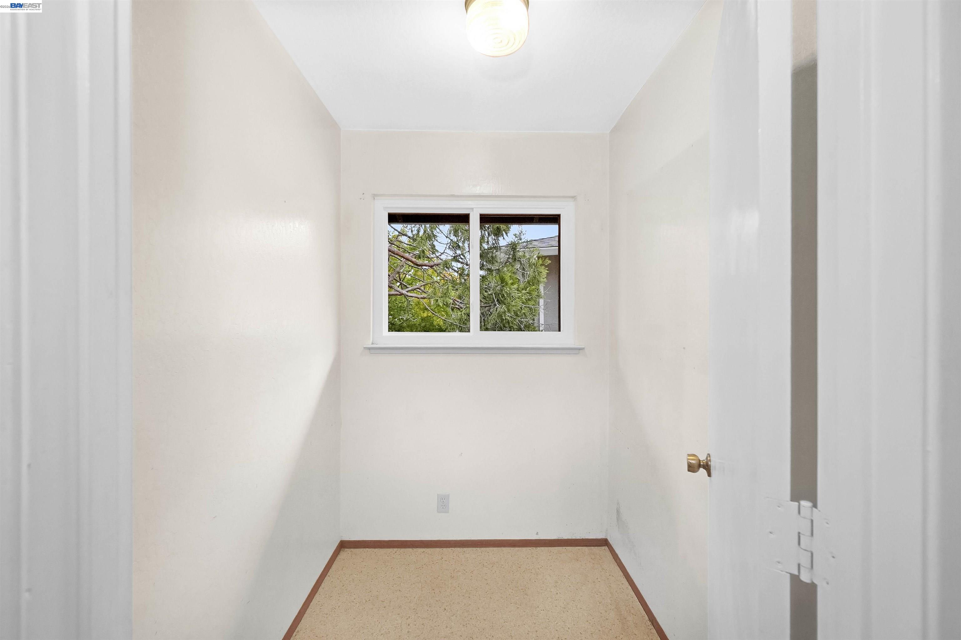 27929 Edgecliff Way, Hayward CA 94542 — photo 26