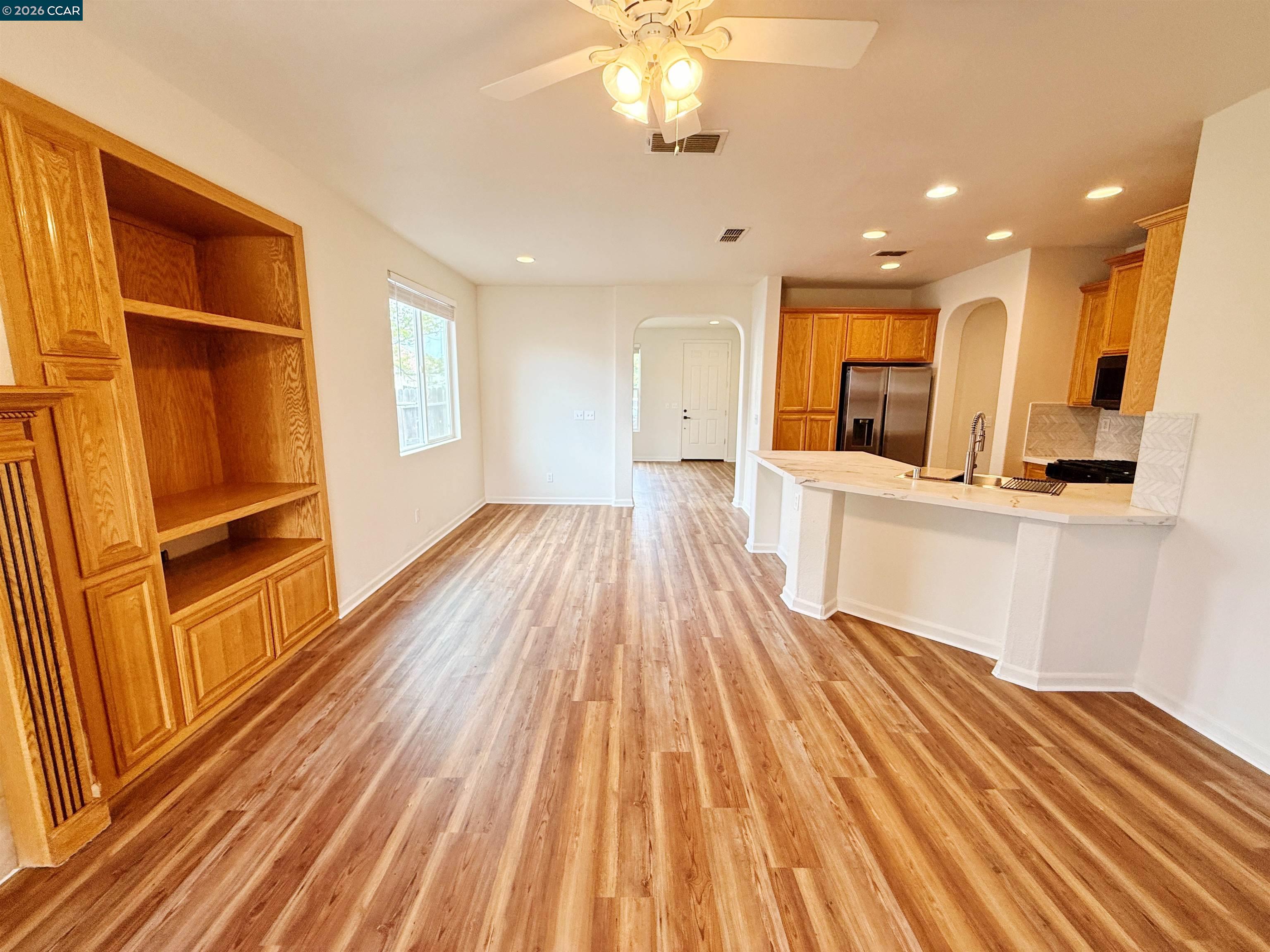 413 Arlingdale Cir, Rio Linda CA 95673 — photo 6