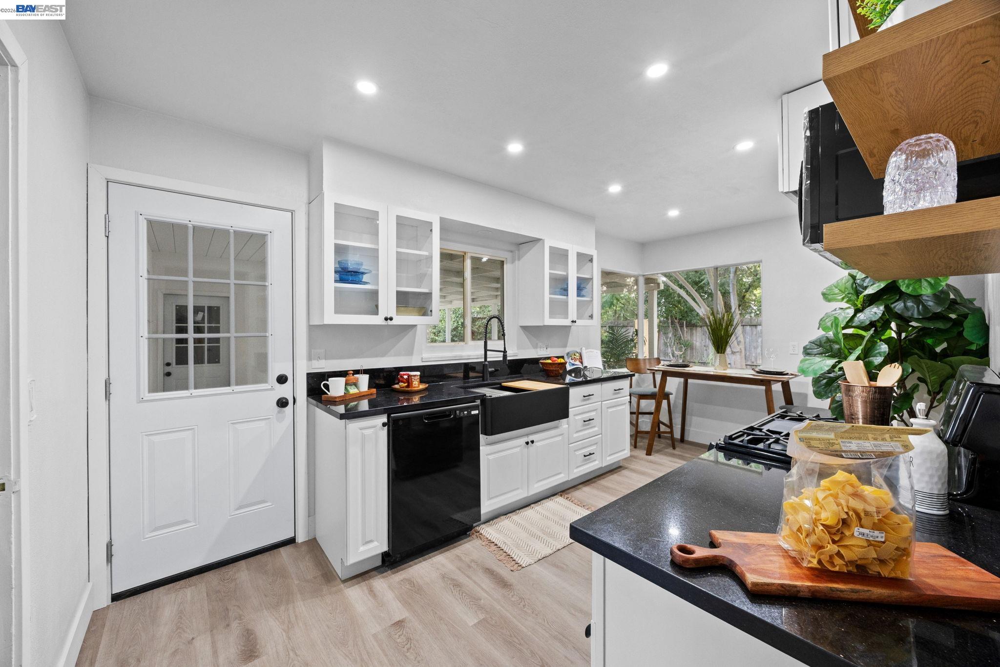 2136 Holbrook Drive, Concord CA 94519 — photo 7
