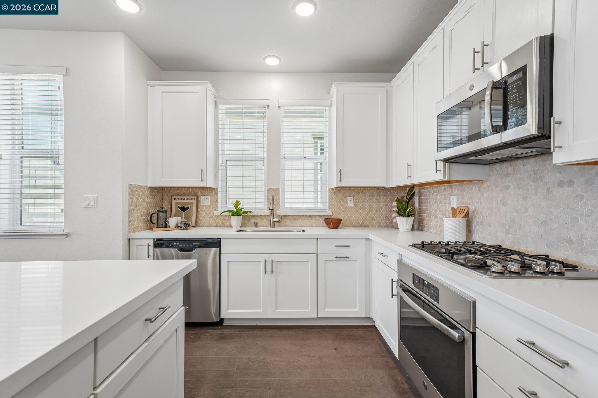 1902 Shasta Ln, Hercules CA 94547 — photo 21