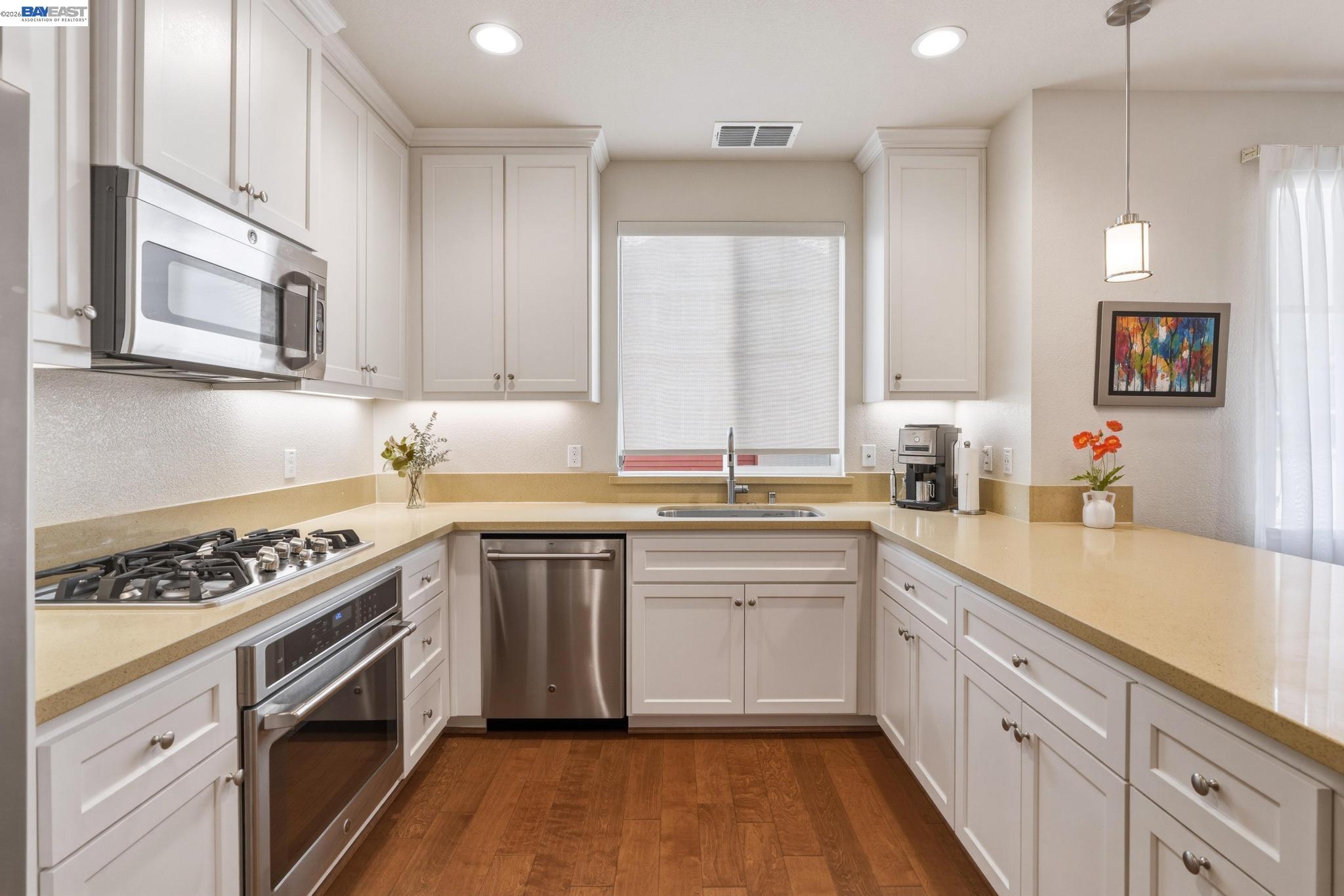 389 Basswood Cmn # 11, Livermore CA 94551 — photo 11