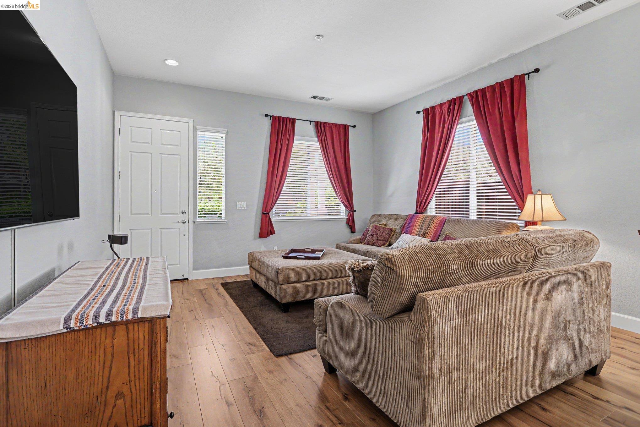 106 Arezzo St, Brentwood CA 94513 — photo 8
