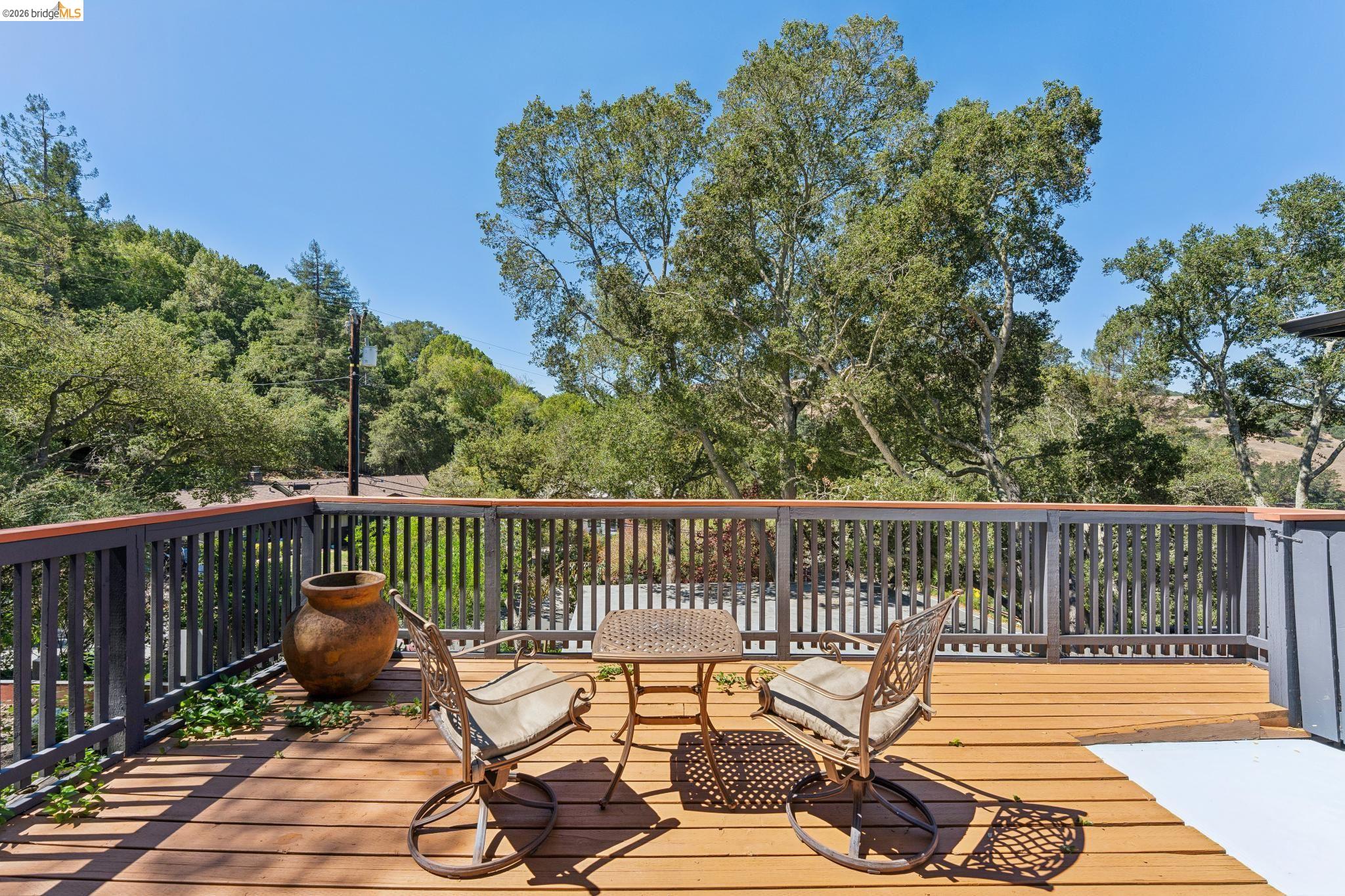 7 Knickerbocker Lane, Orinda CA 94563 — photo 9
