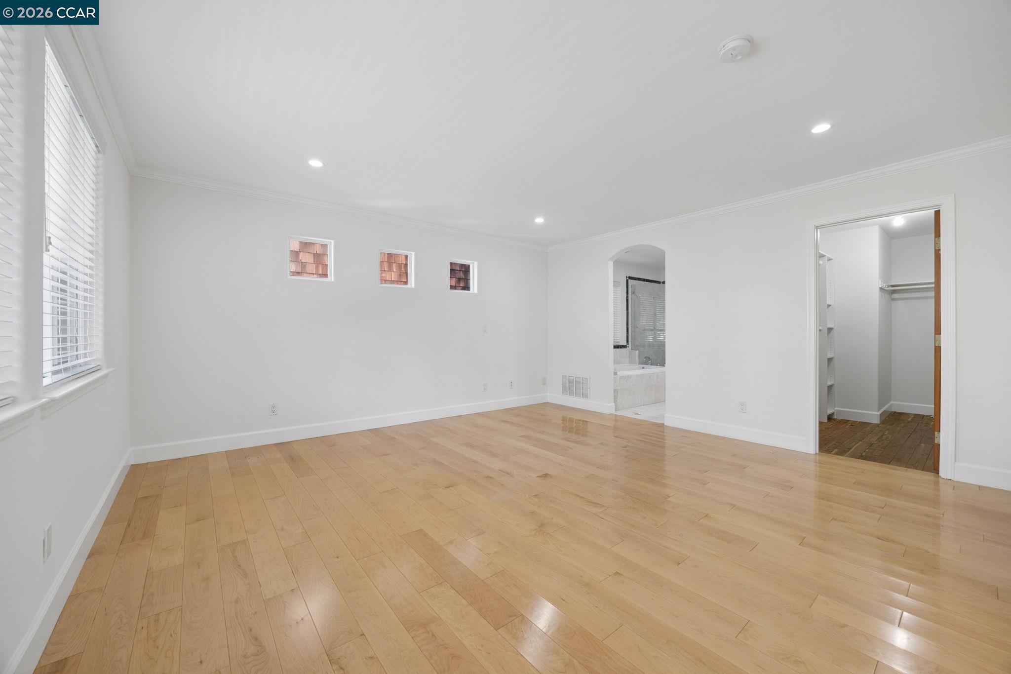 5535 Moraga Ave, Oakland CA 94611 — photo 31