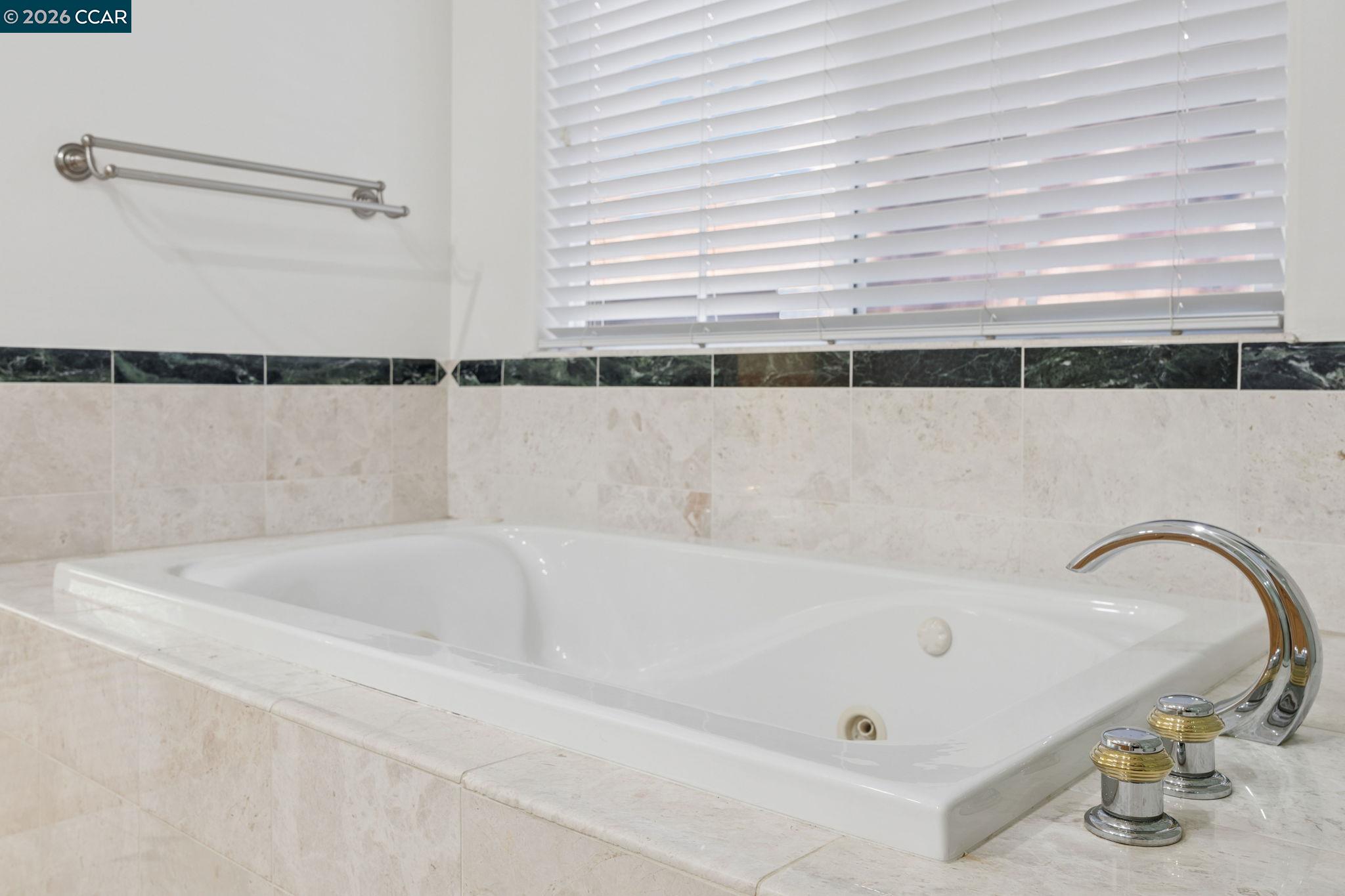5535 Moraga Ave, Oakland CA 94611 — photo 36