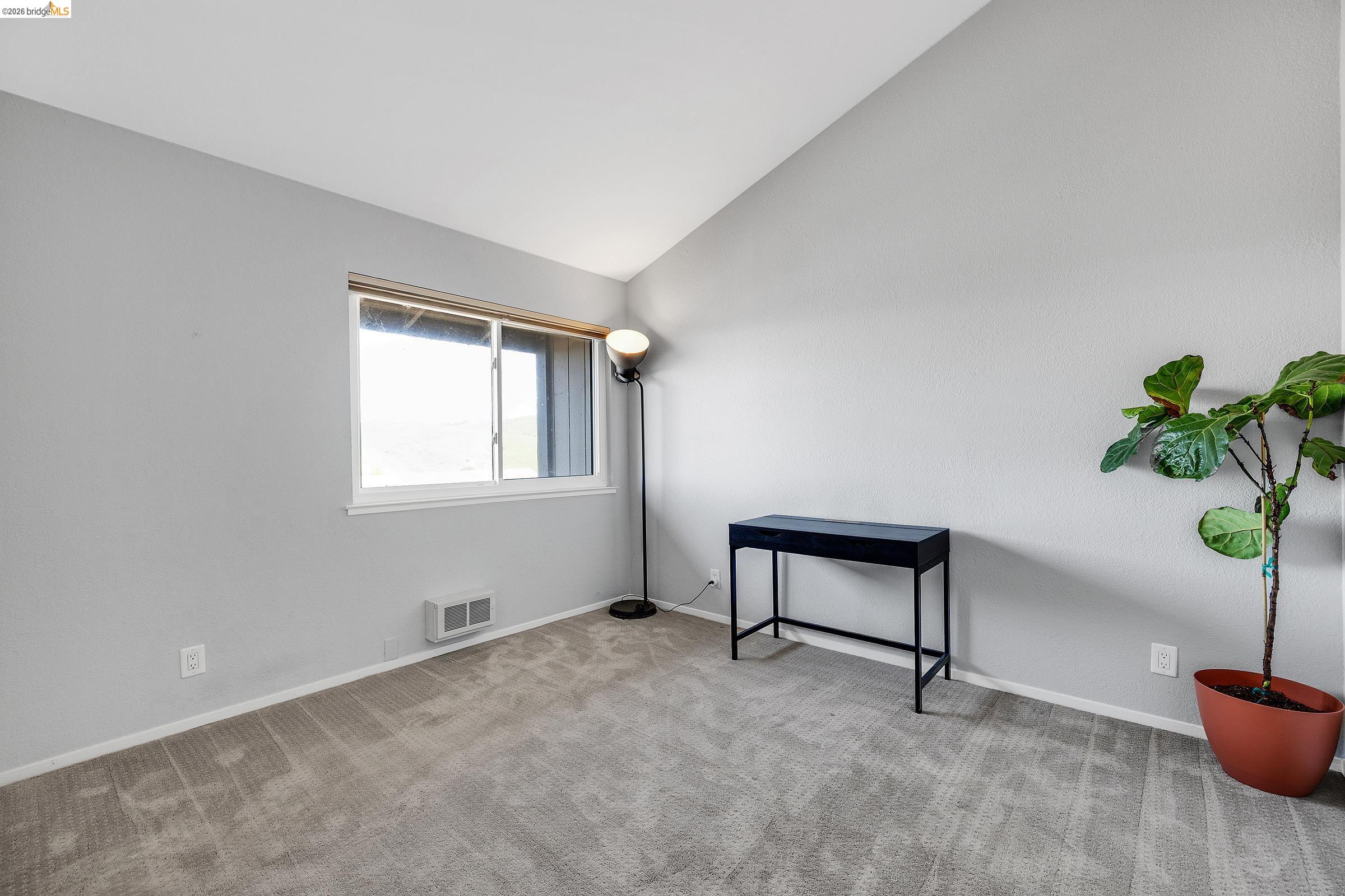 407 Vista Heights Rd
