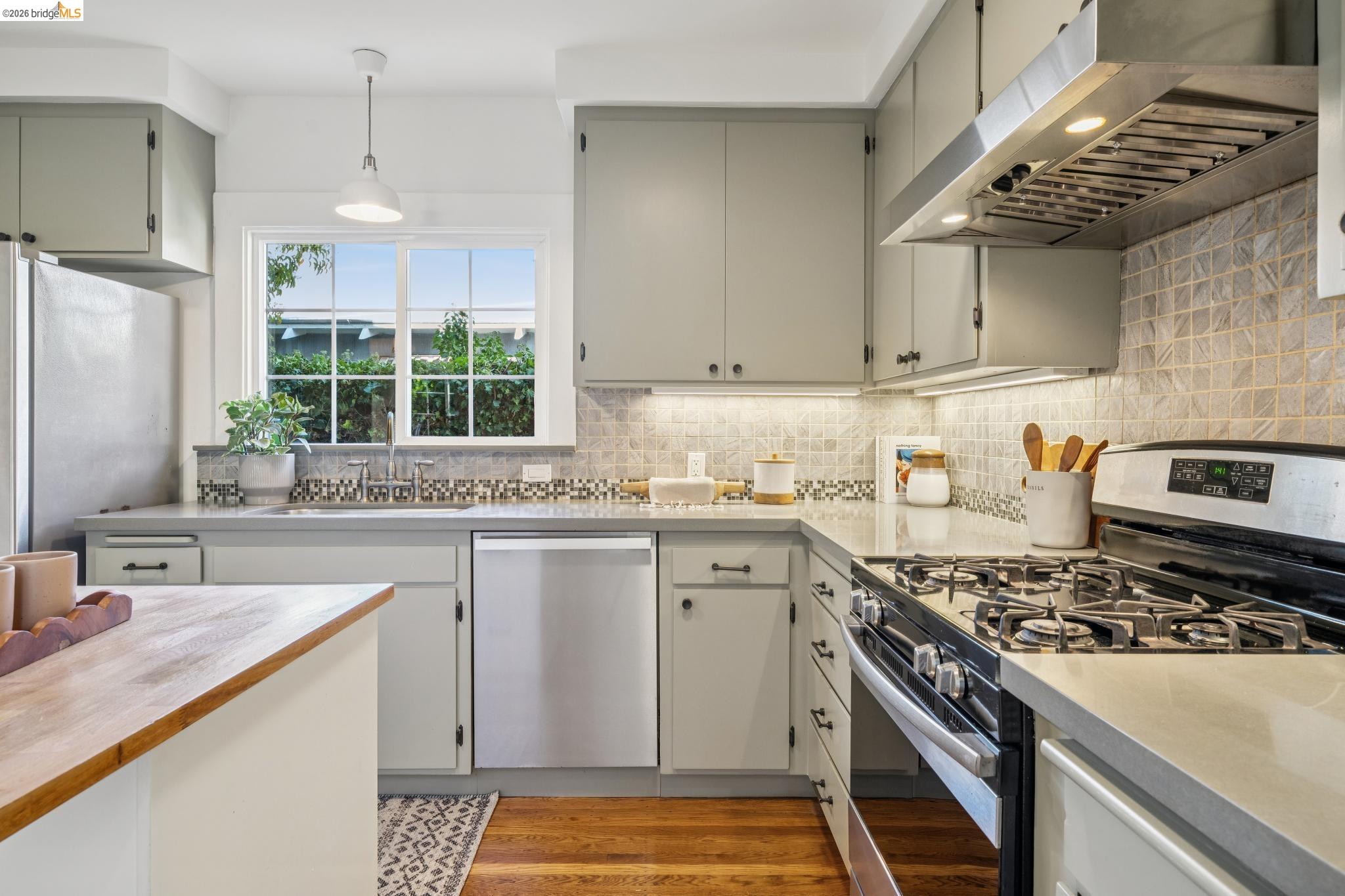 1106 Russell St, Berkeley CA 94702 — photo 18