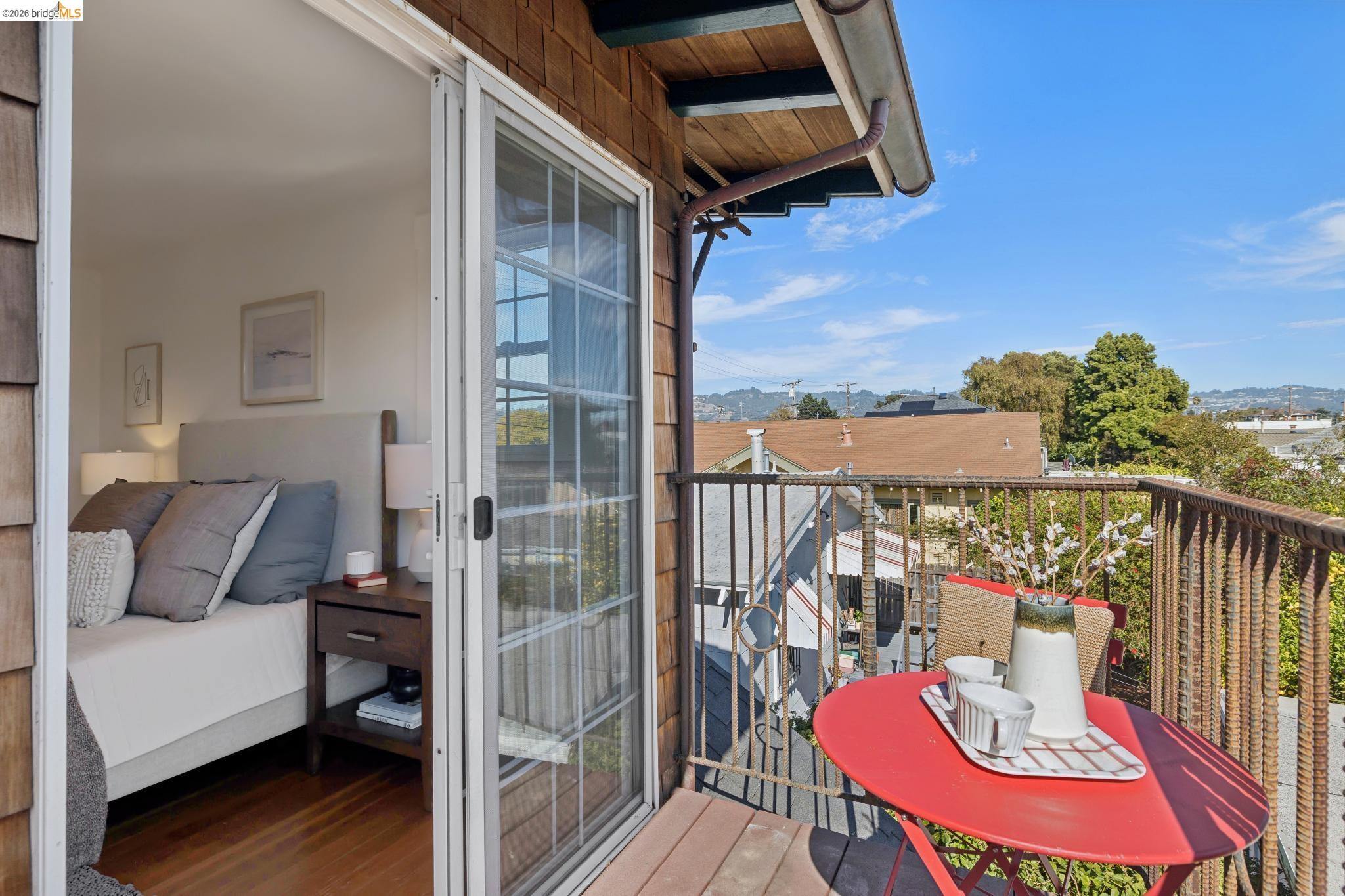 1106 Russell St, Berkeley CA 94702 — photo 43