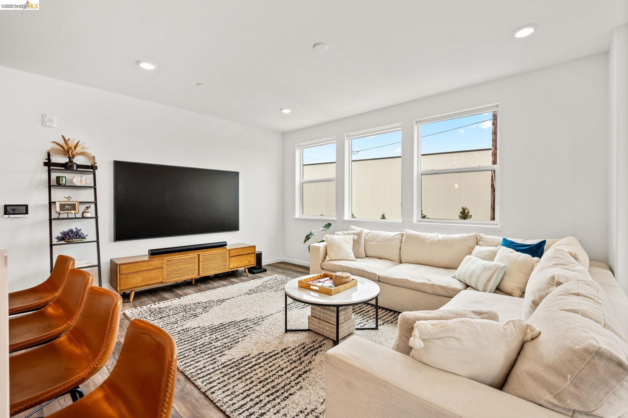 2875 Tradewind Dr, Alameda CA 94501 — photo 10