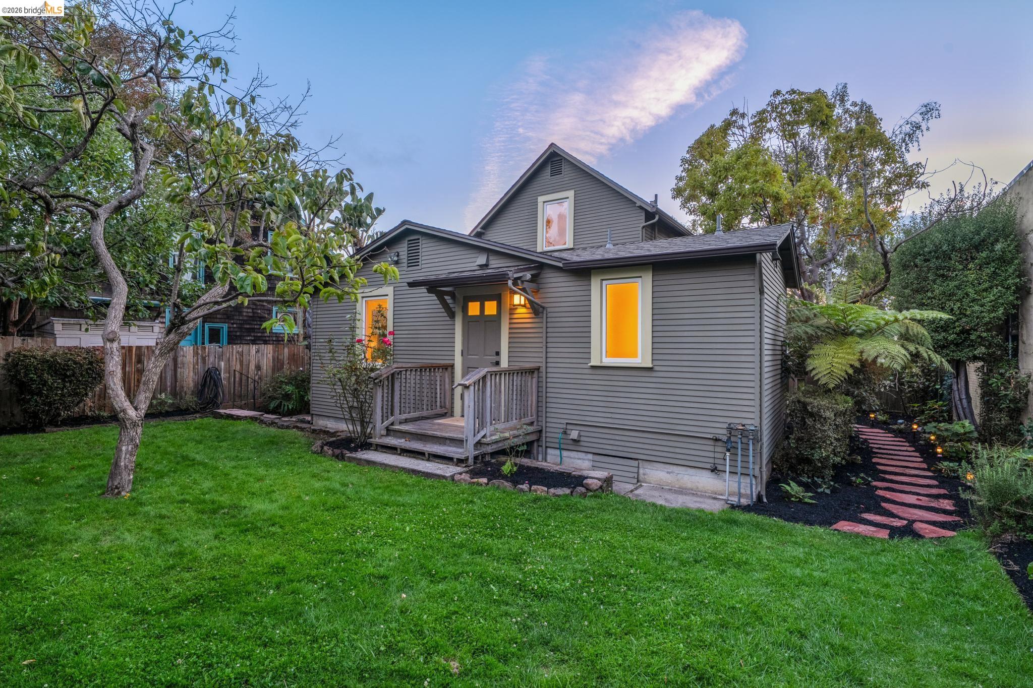 2129 Roosevelt Ave, Berkeley CA 94703 — photo 34