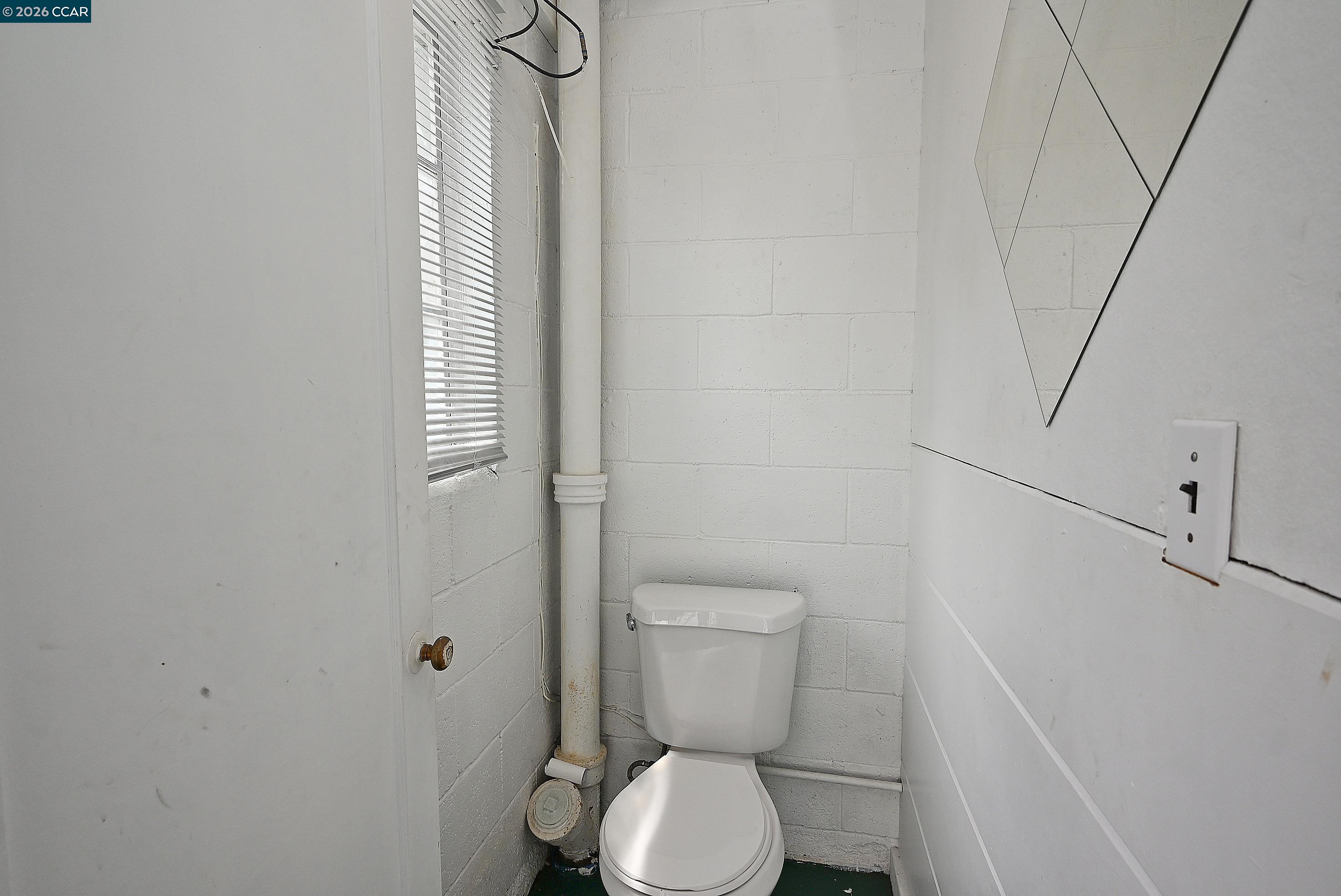 2221 - 2223 San Pablo Ave, Berkeley CA 94702 — photo 10