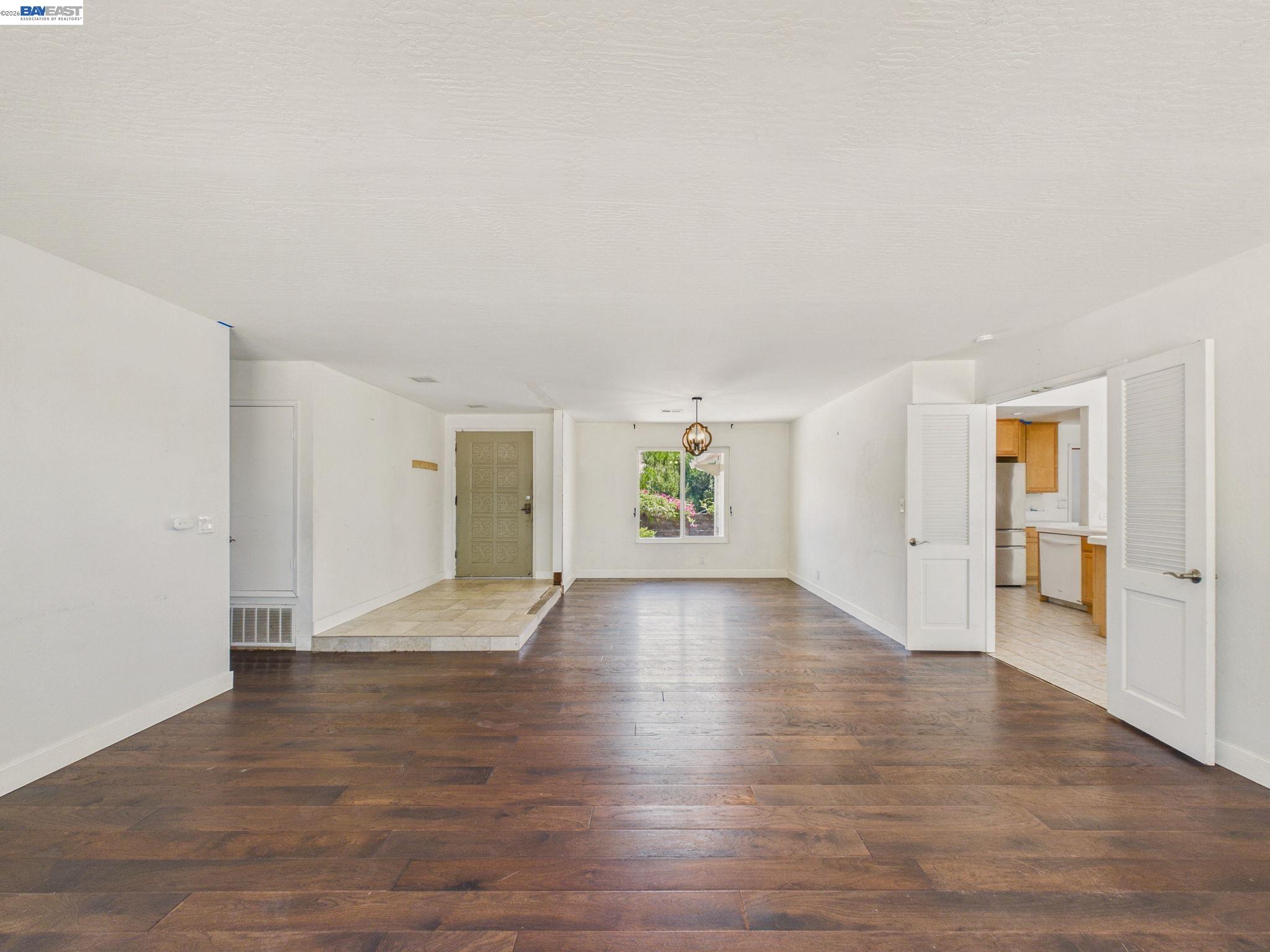 327 Steven Cir, Benicia CA 94510 — photo 9