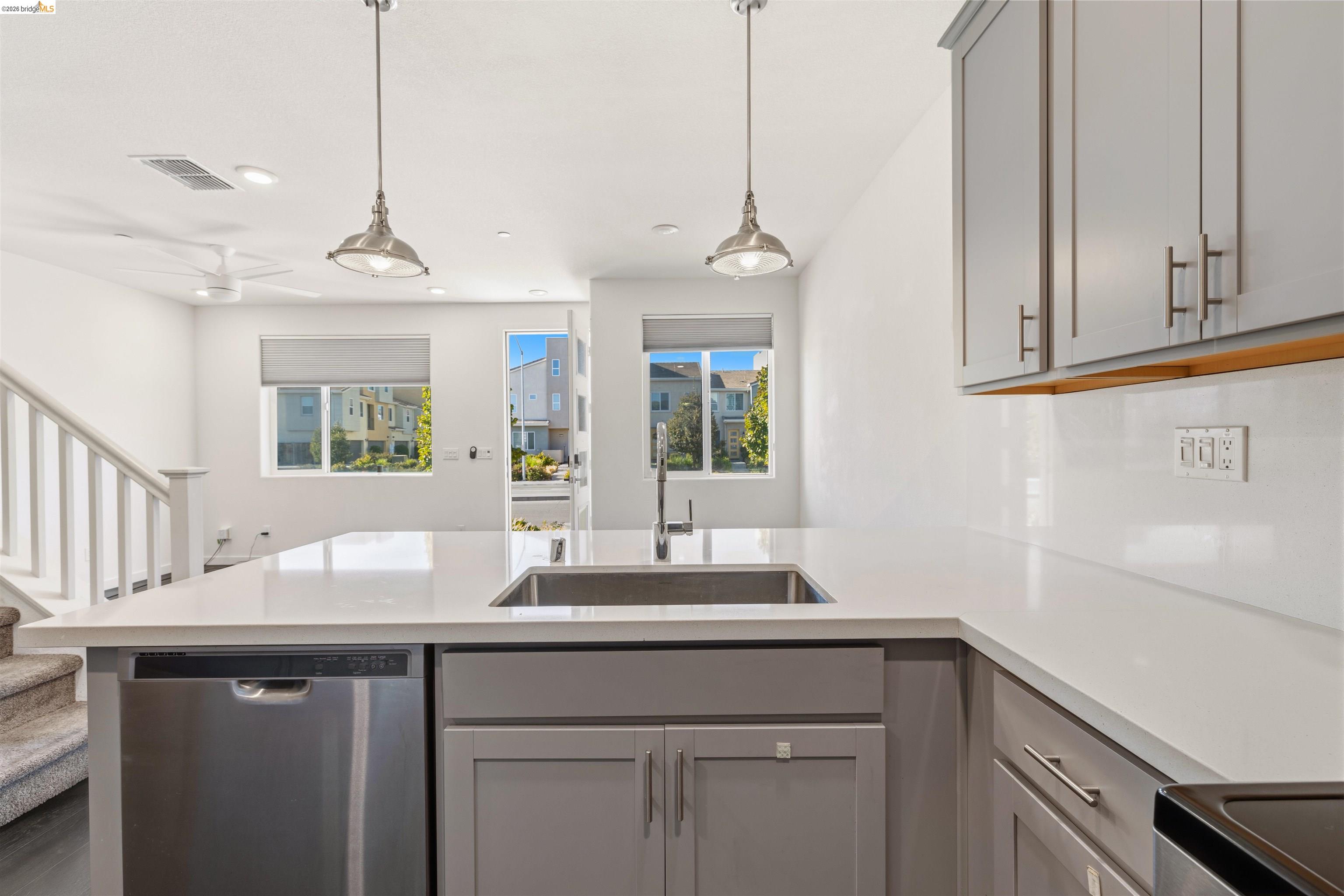 2570 Natomas Crossing Drive, Sacramento CA 95834 — photo 17