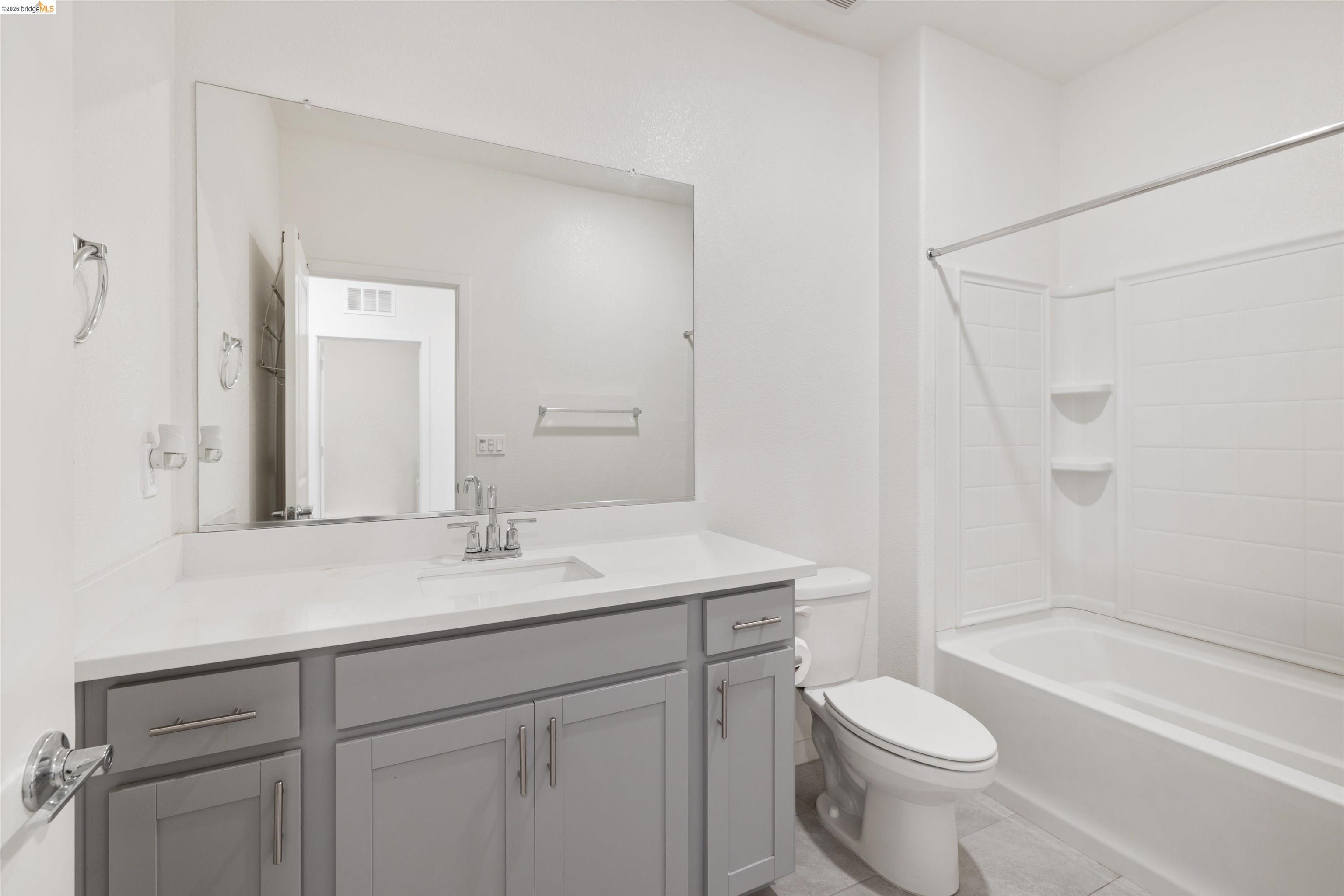 2570 Natomas Crossing Drive, Sacramento CA 95834 — photo 32