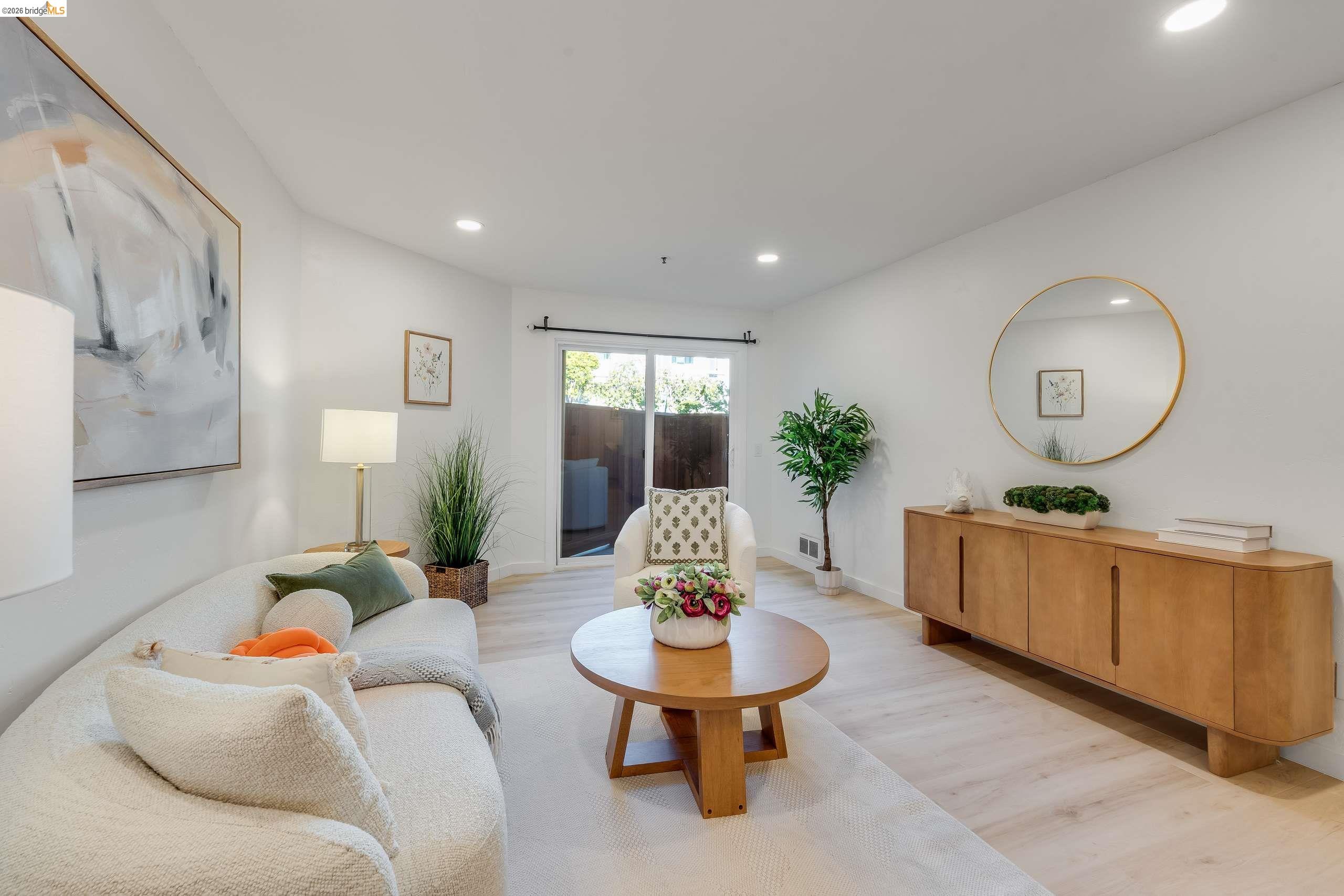 6400 Christie Ave # 2112, Emeryville CA 94608 — photo 12