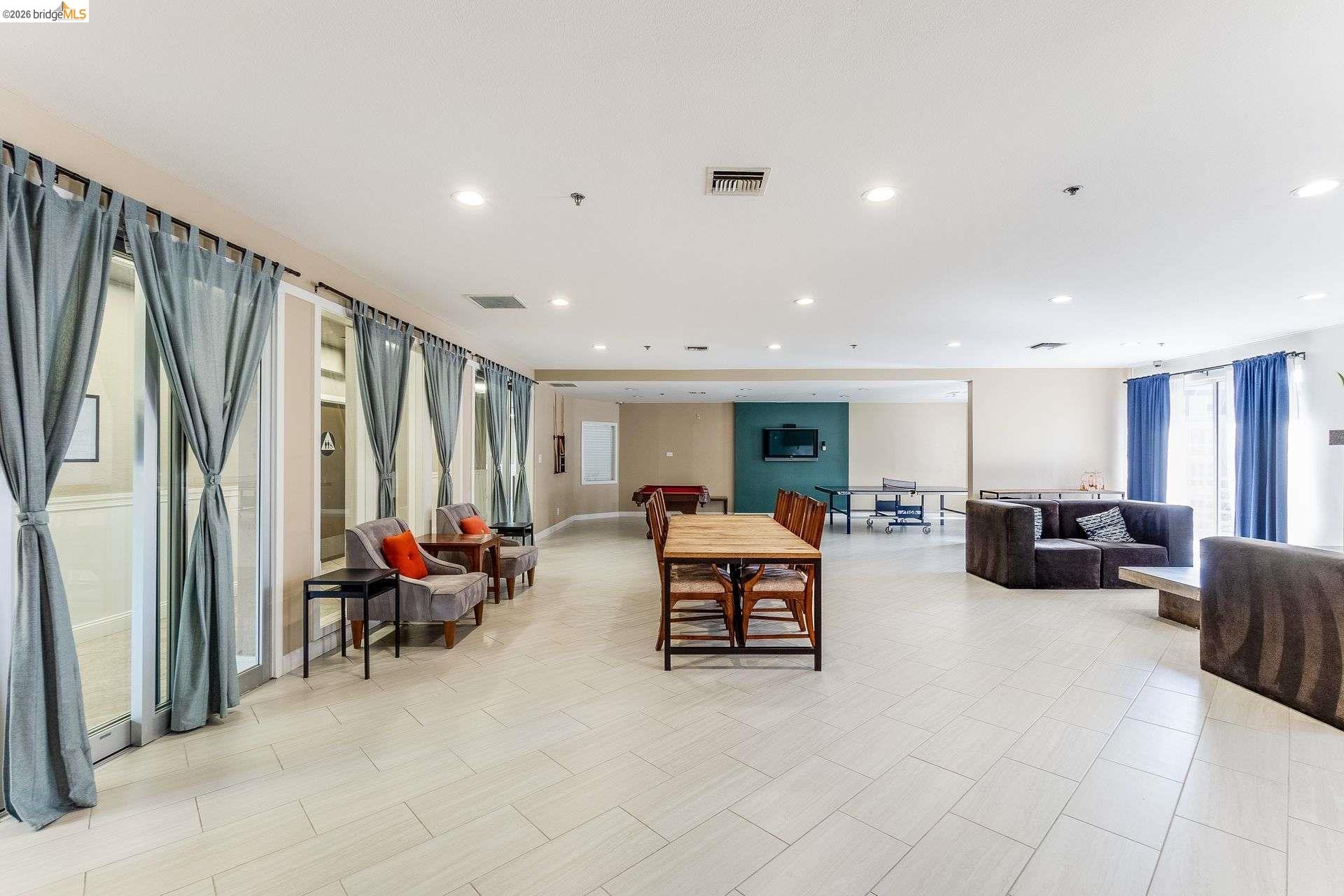 6400 Christie Ave # 2112, Emeryville CA 94608 — photo 45