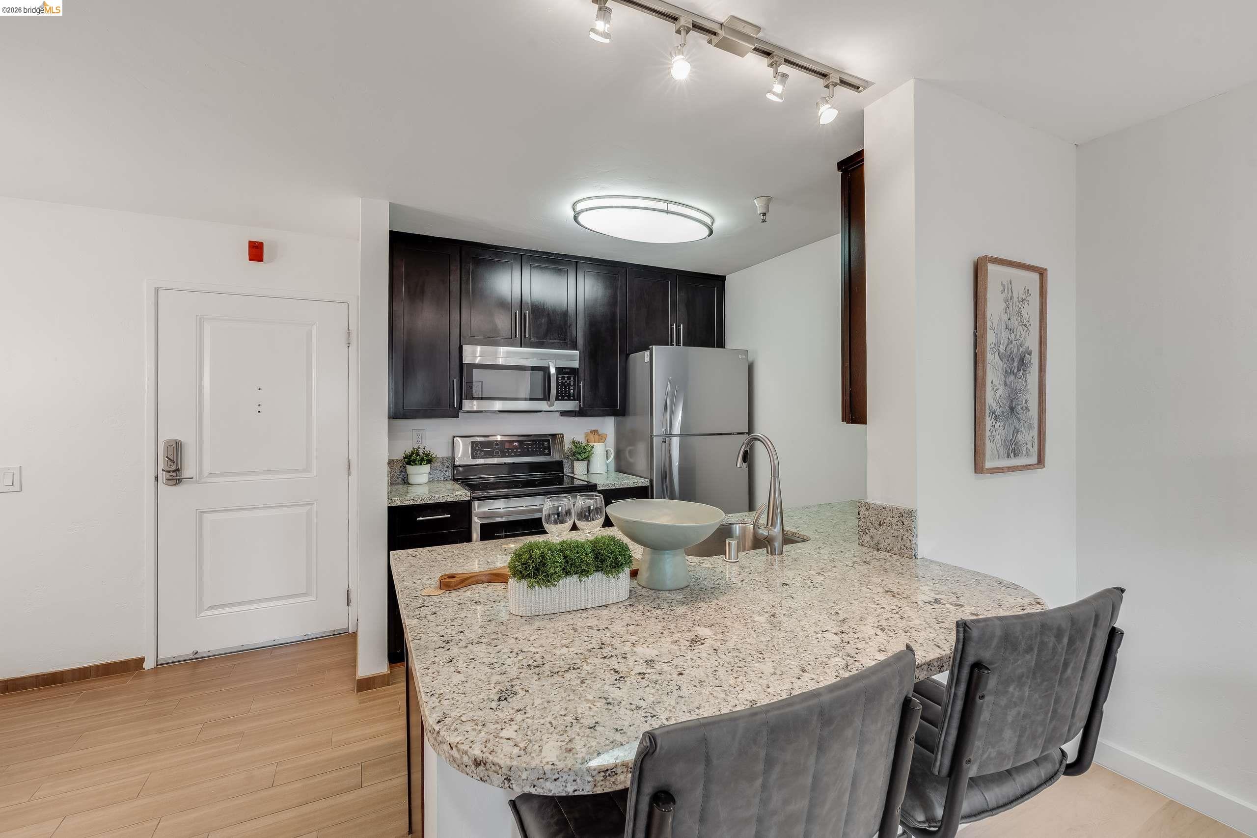 6400 Christie Ave # 2112, Emeryville CA 94608 — photo 6