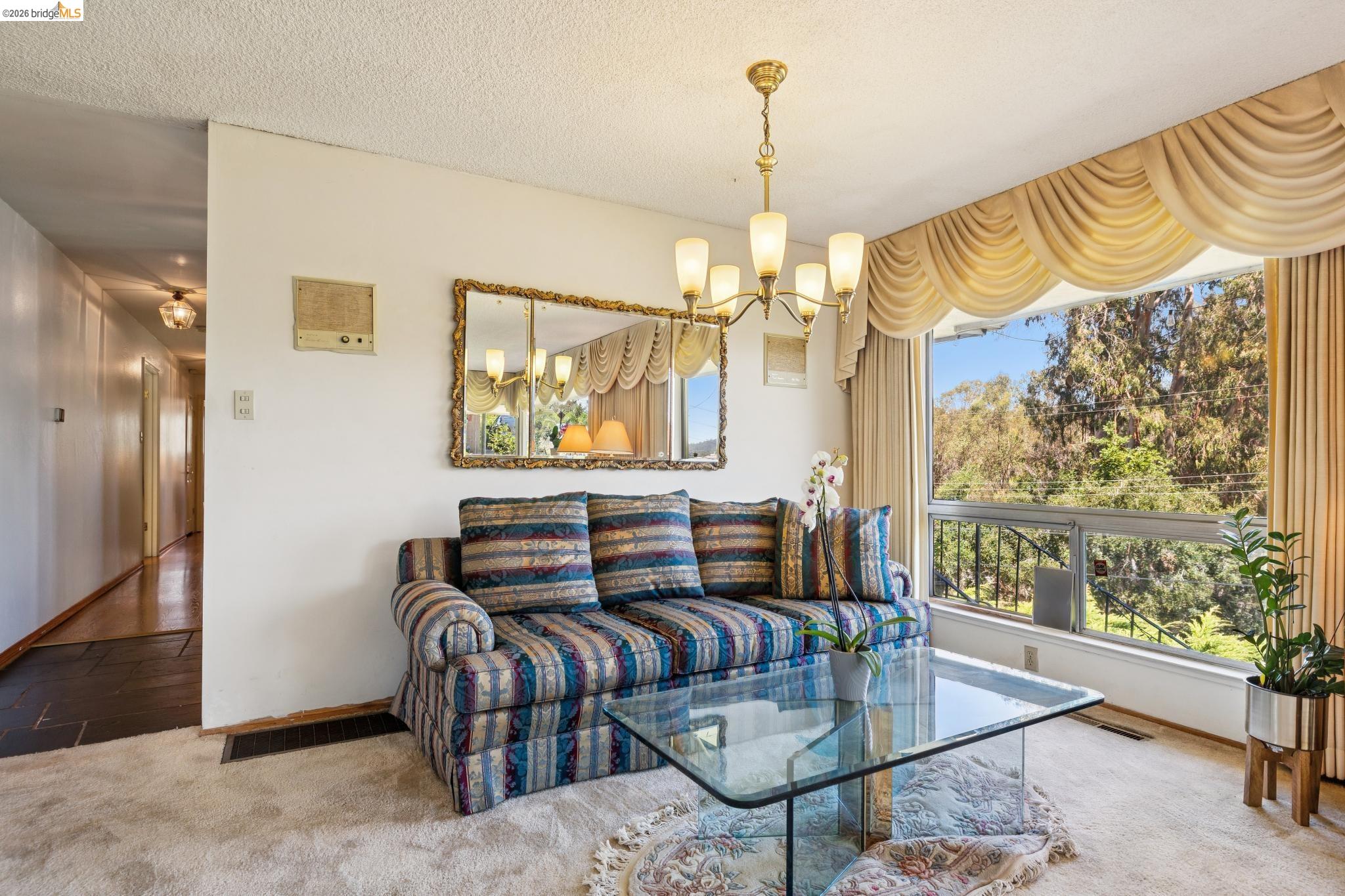 11233 Monan St, Oakland CA 94605 — photo 9
