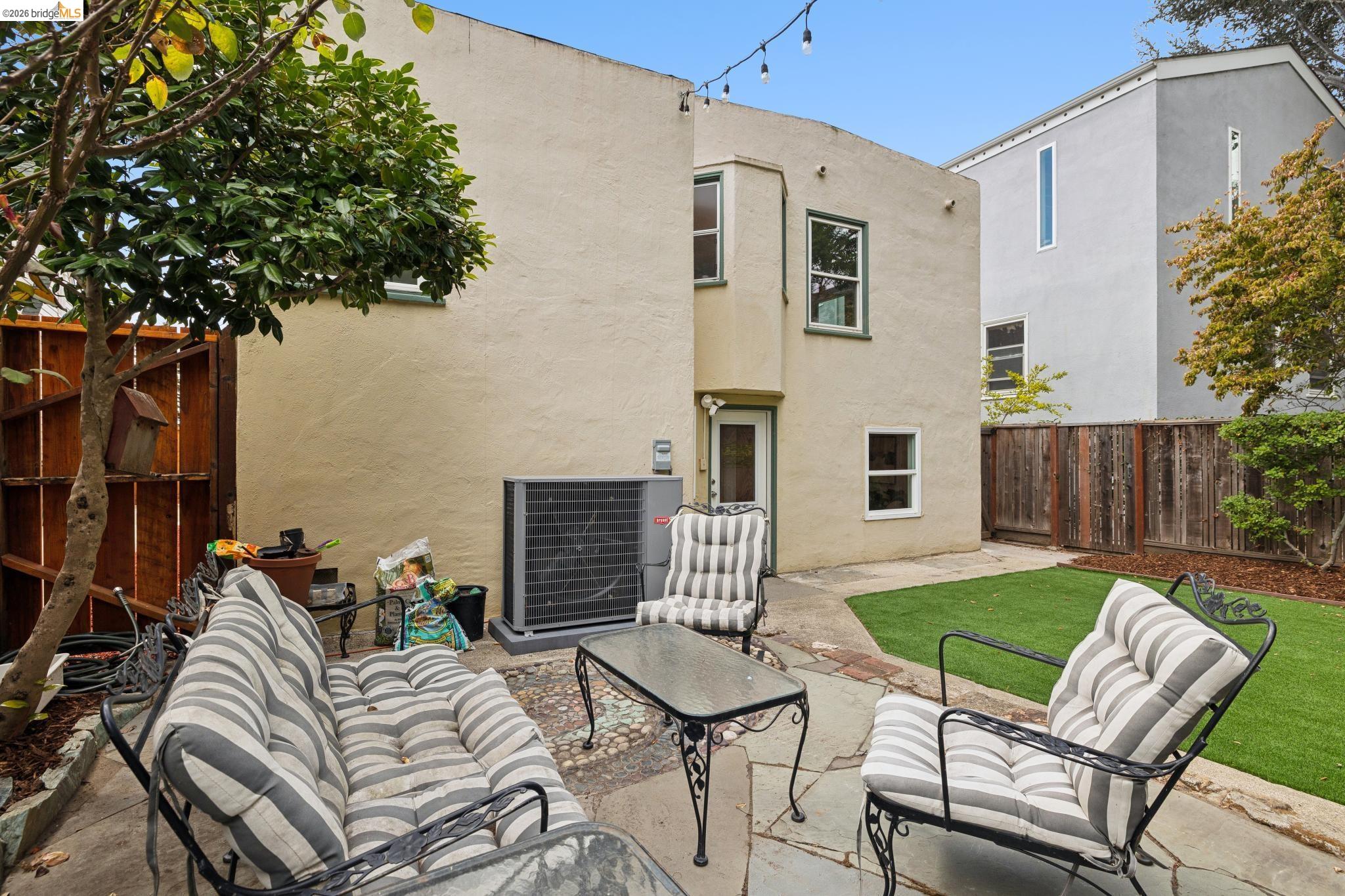 3530 Victor Ave, Oakland CA 94619 — photo 38