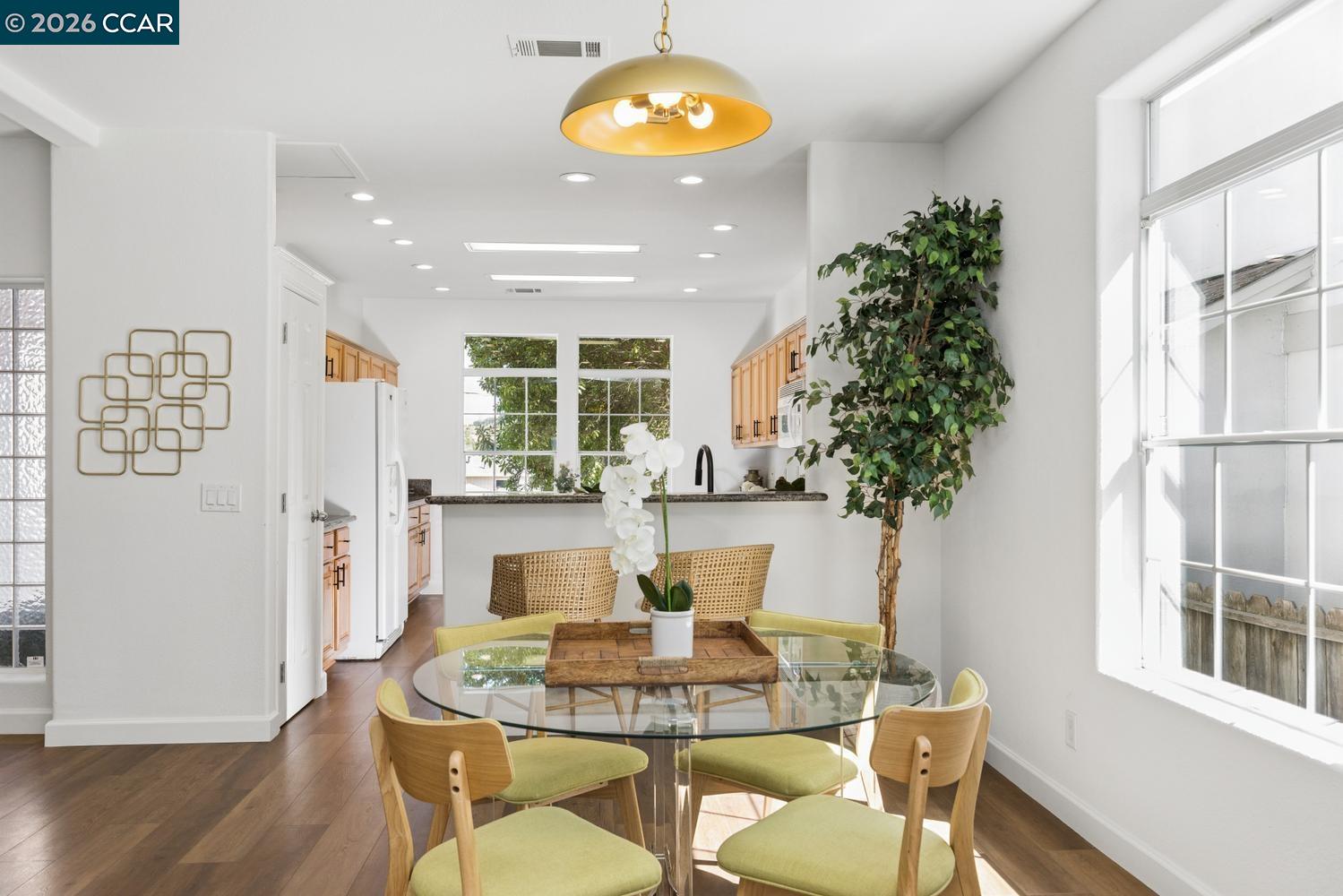 1081 Palm Ave, Martinez CA 94553 — photo 4