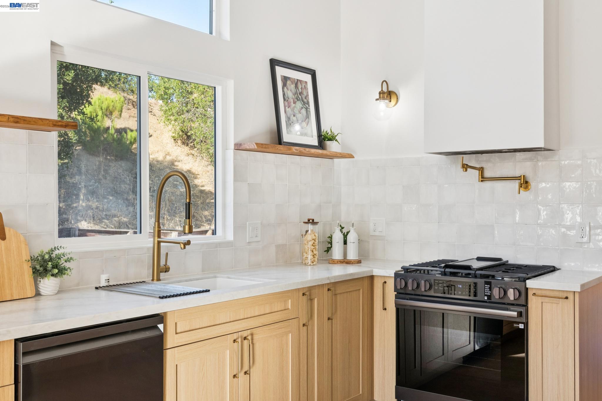 447 Estado Way, Novato CA 94945 — photo 16