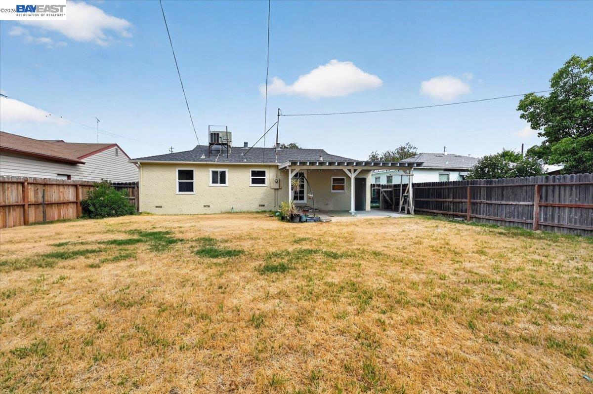 476 E Barrymore St, Stockton CA 95204 — photo 27